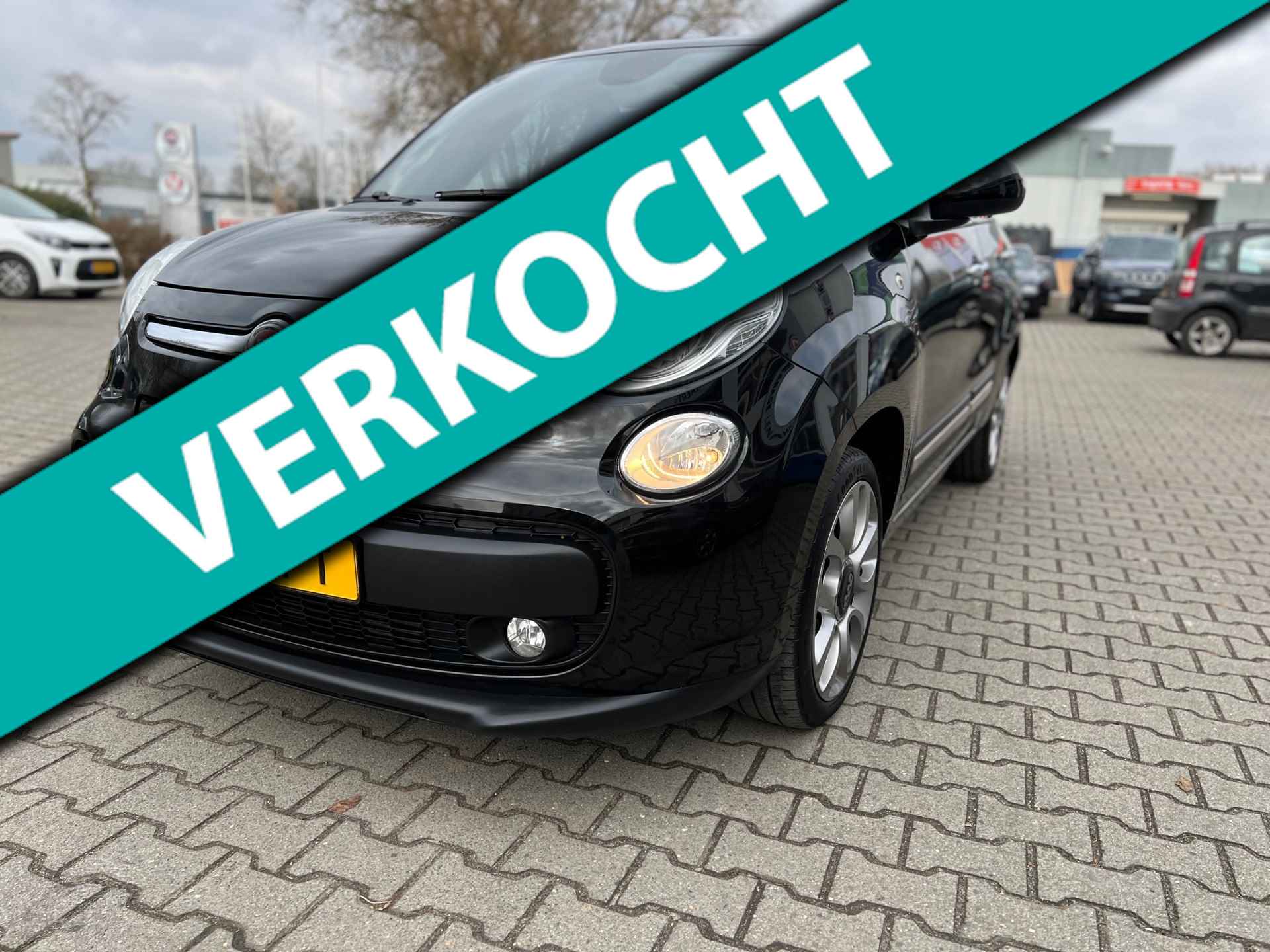 Fiat 500 L Living 0.9 TwinAir Lounge 7-persoons (BOVAG/RIJKLAARPRIJS)