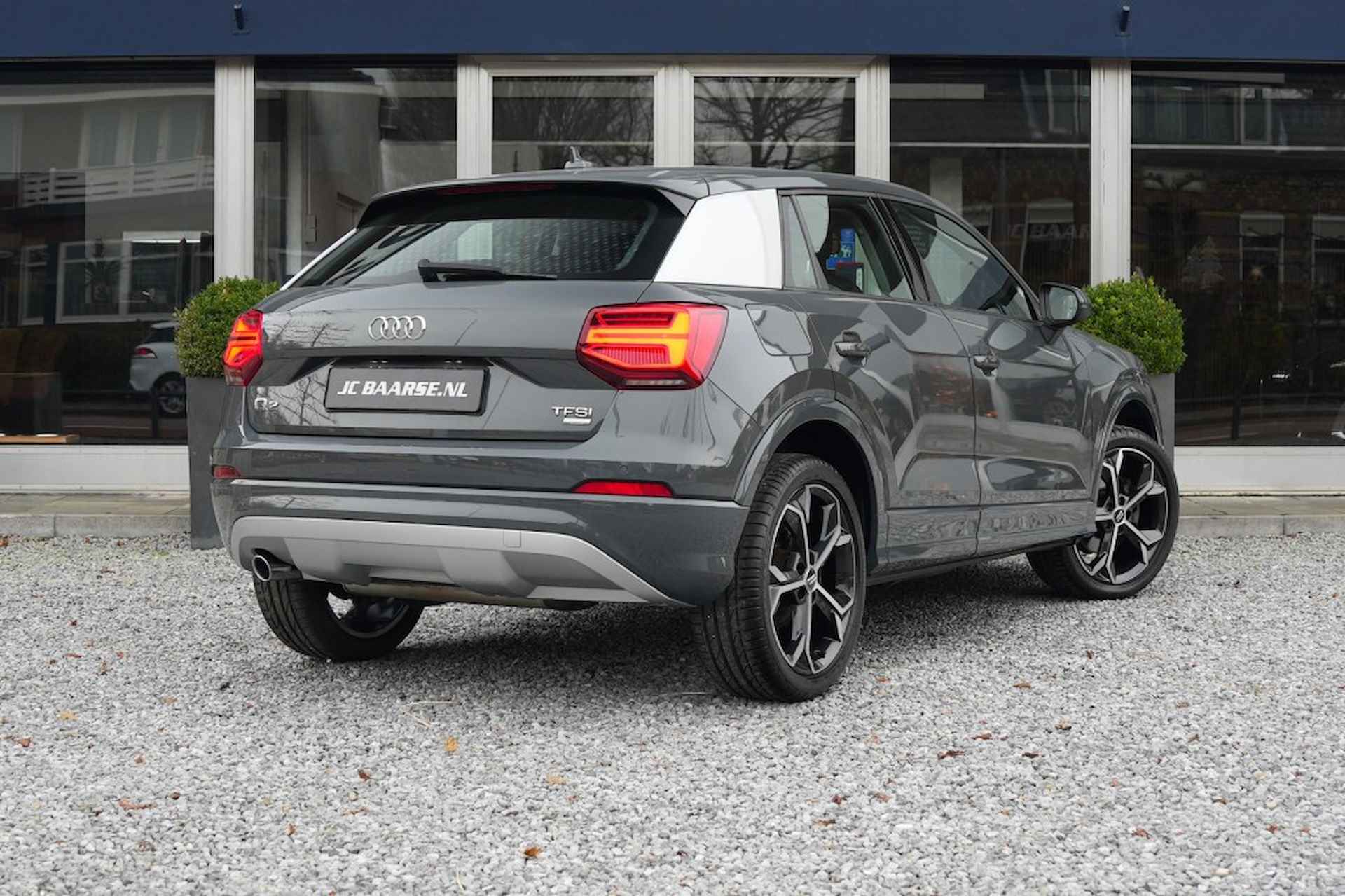 AUDI Q2 1.0 TFSI DESIGN PL+ - 5/41