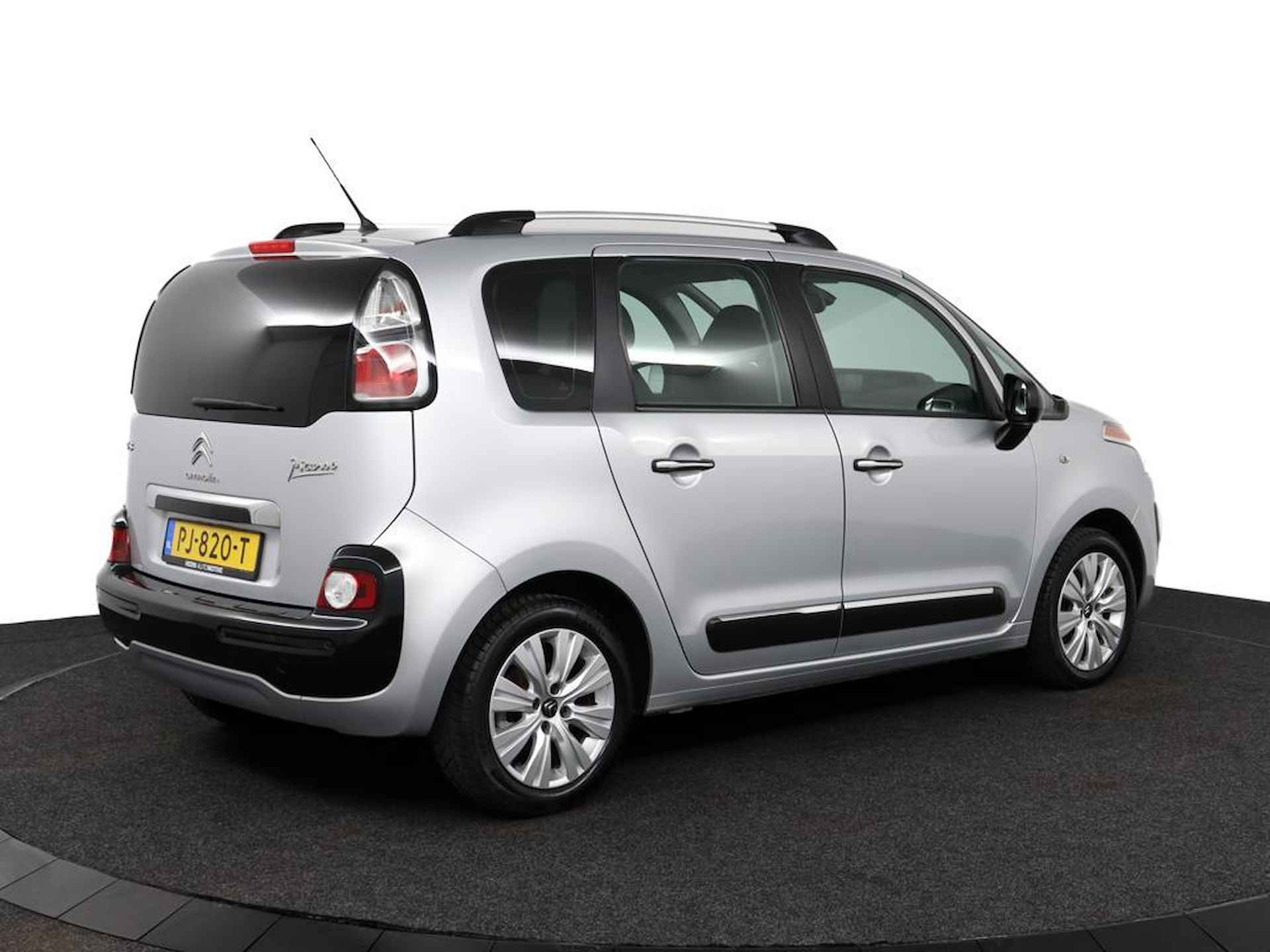 Citroen C3 Picasso 1.2 110PK FEEL EDITION | Climate control | Cruise control | PDC | LMV 16inch | Hoge instap! | 39.000km! - 2/37