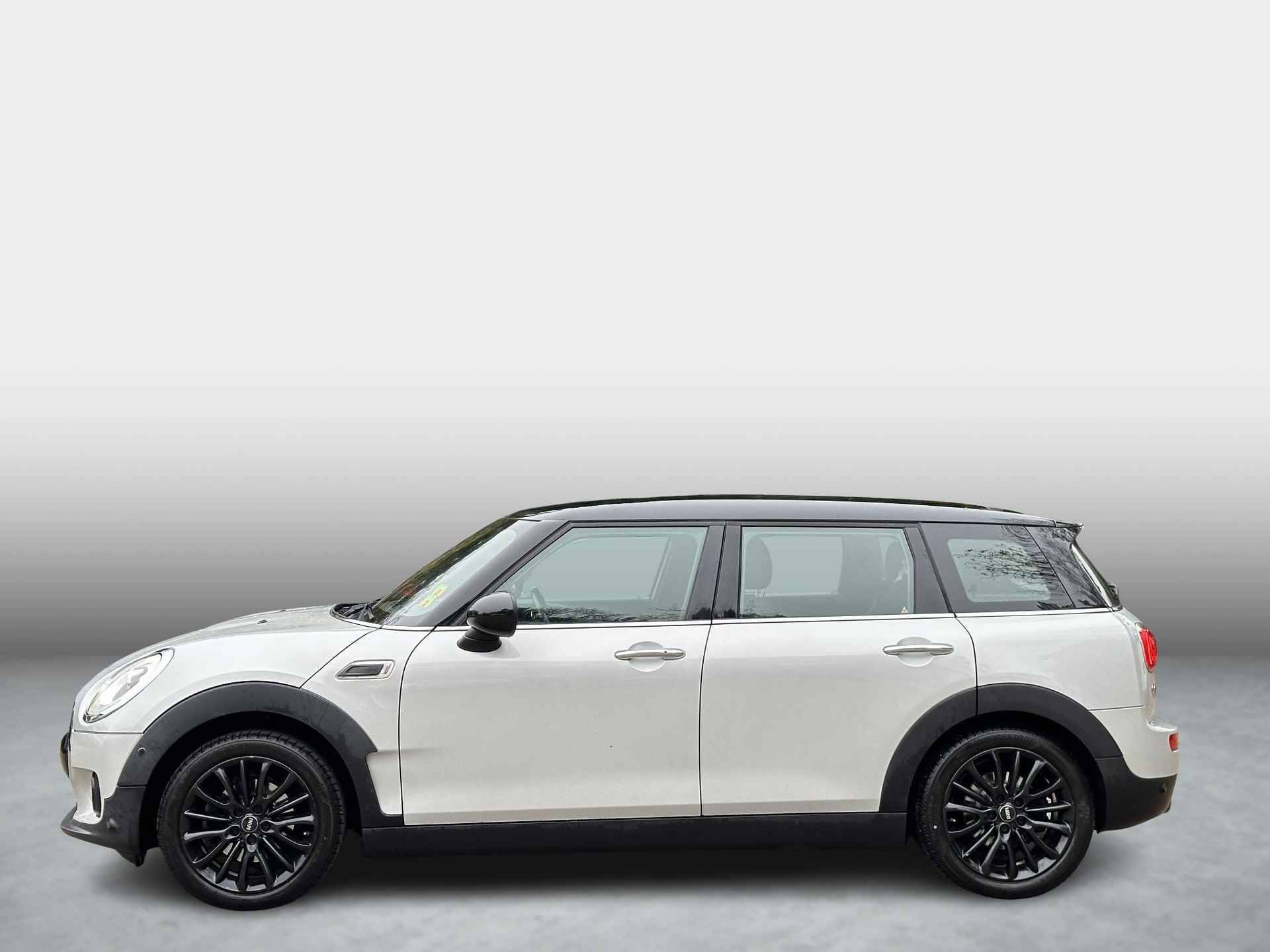 Mini Mini Clubman 1.5 Cooper Chili Business Plus Navigatie | Parkeersensoren - 2/26