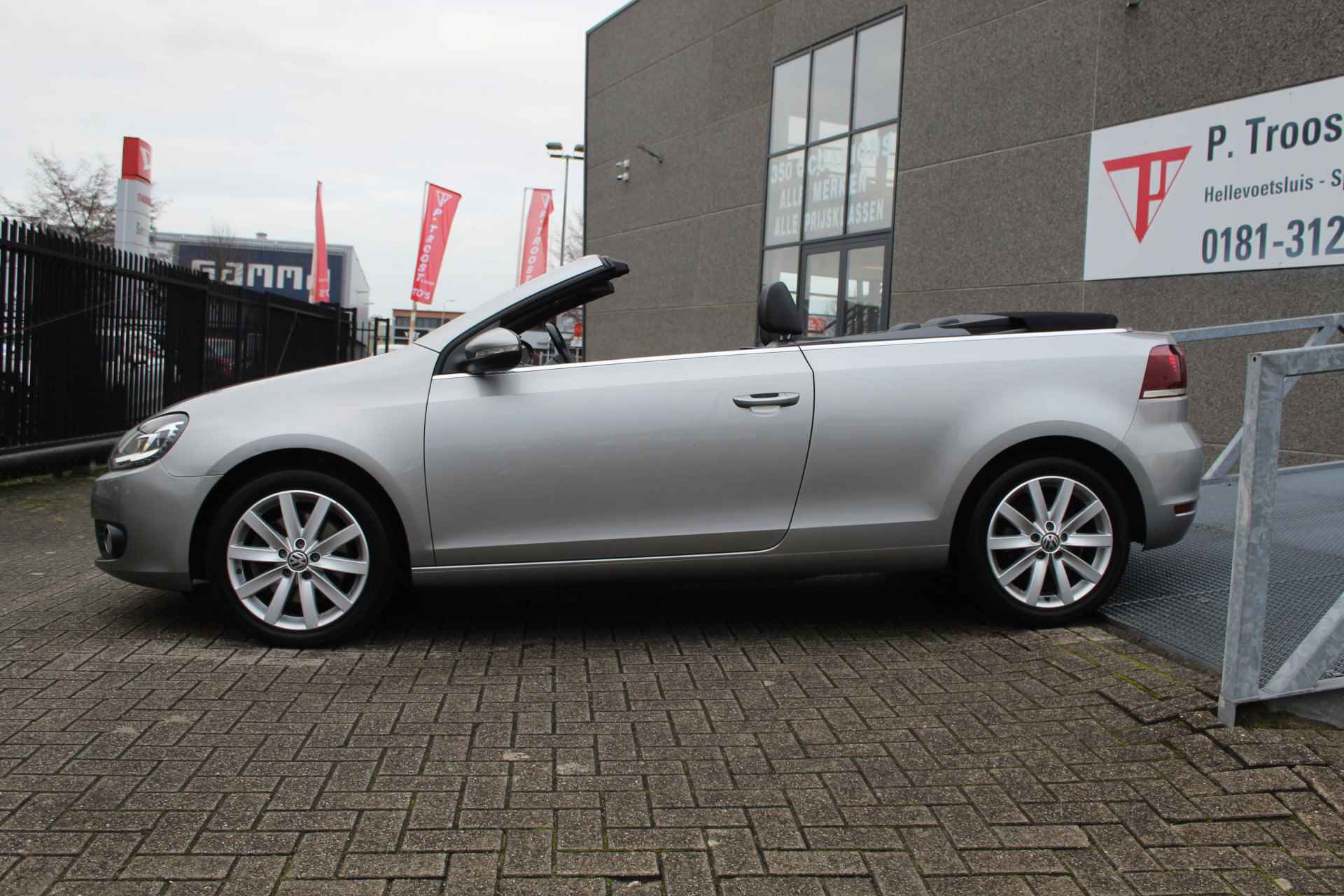 Volkswagen GOLF Cabriolet 1.4 TSI Automaat/Navigatie/Lederen bekleding/Stoelverwarming/Cruise control/Airco/Lichtmetalen velgen/Parkeersensoren rondom/Ele - 6/34