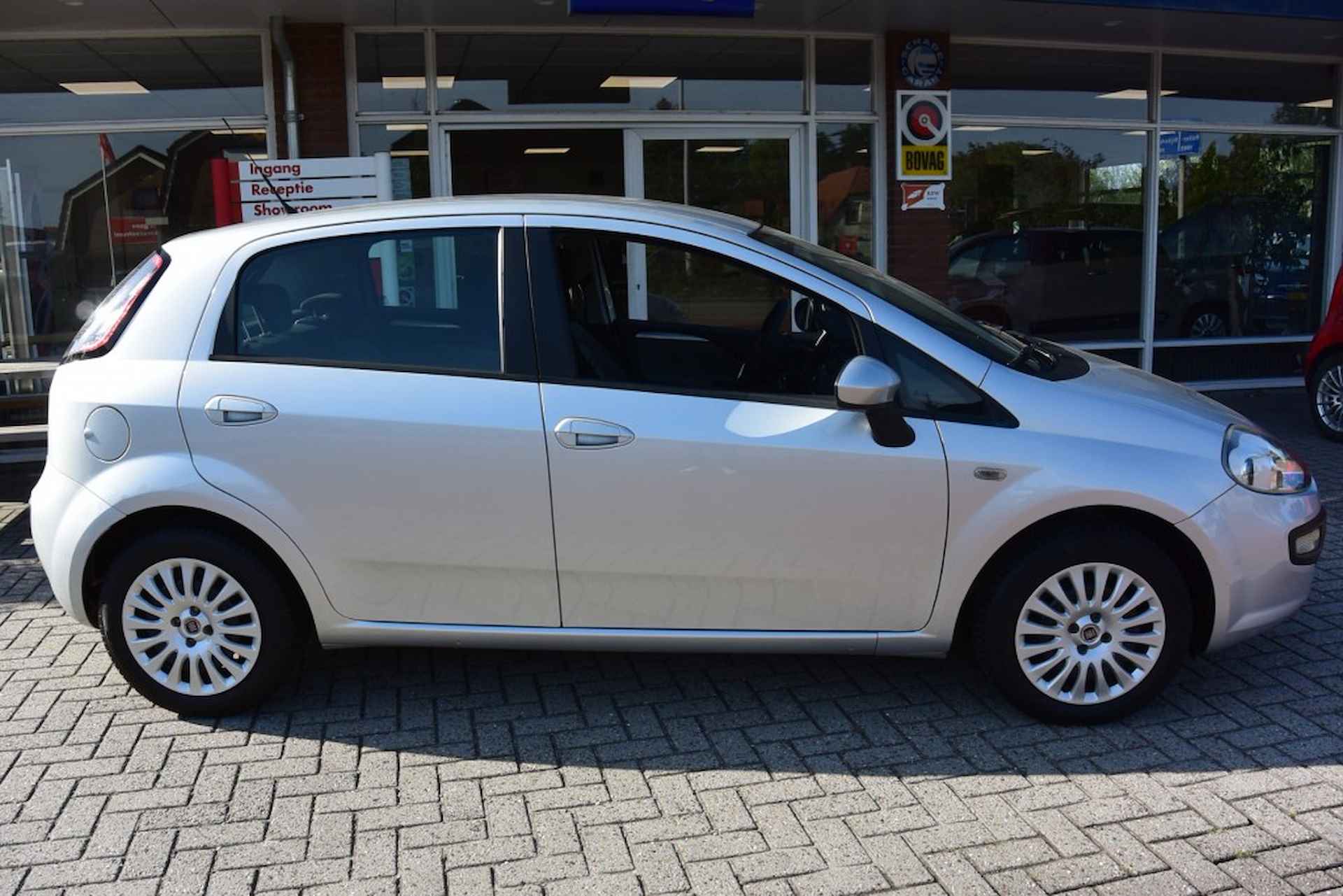 FIAT Punto 1.4 Dynamic AUTOMAAT - 3/19