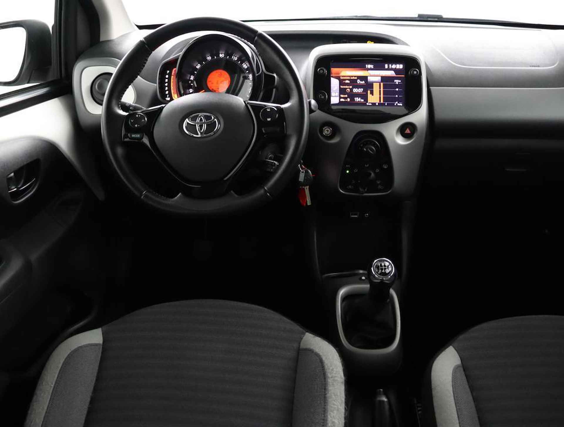 Toyota Aygo 1.0 VVT-i x-play | Apple Carplay | Android Auto | Airconditioning | - 44/46