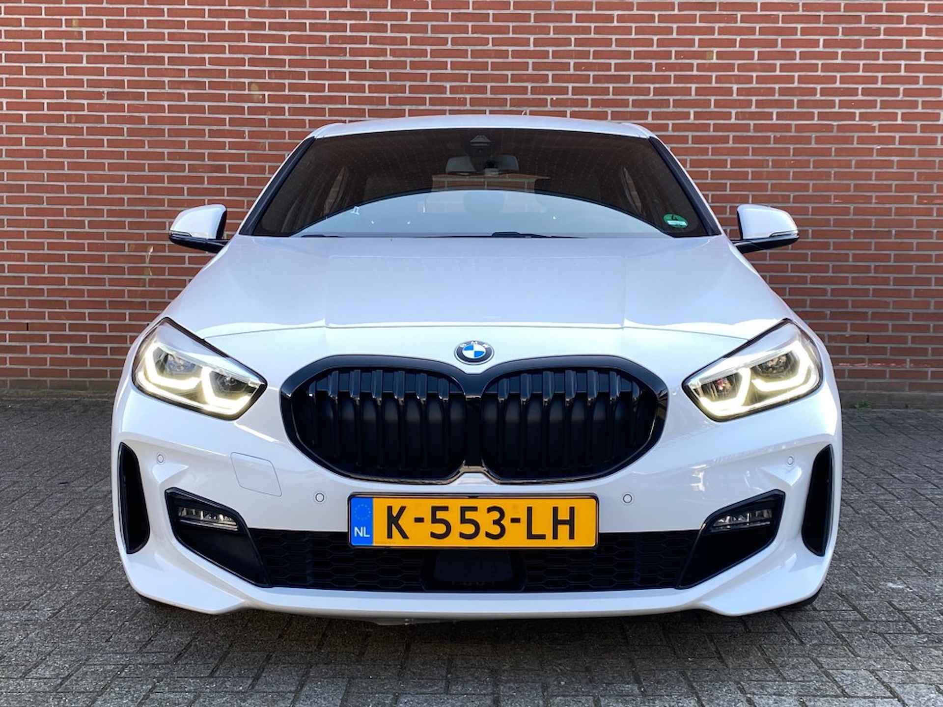 BMW 1-serie 118I EXECUTIVE ED. M-SPORTPAKKET NAV CRUISE CARPLAY CAMERA AMBIA - 29/29