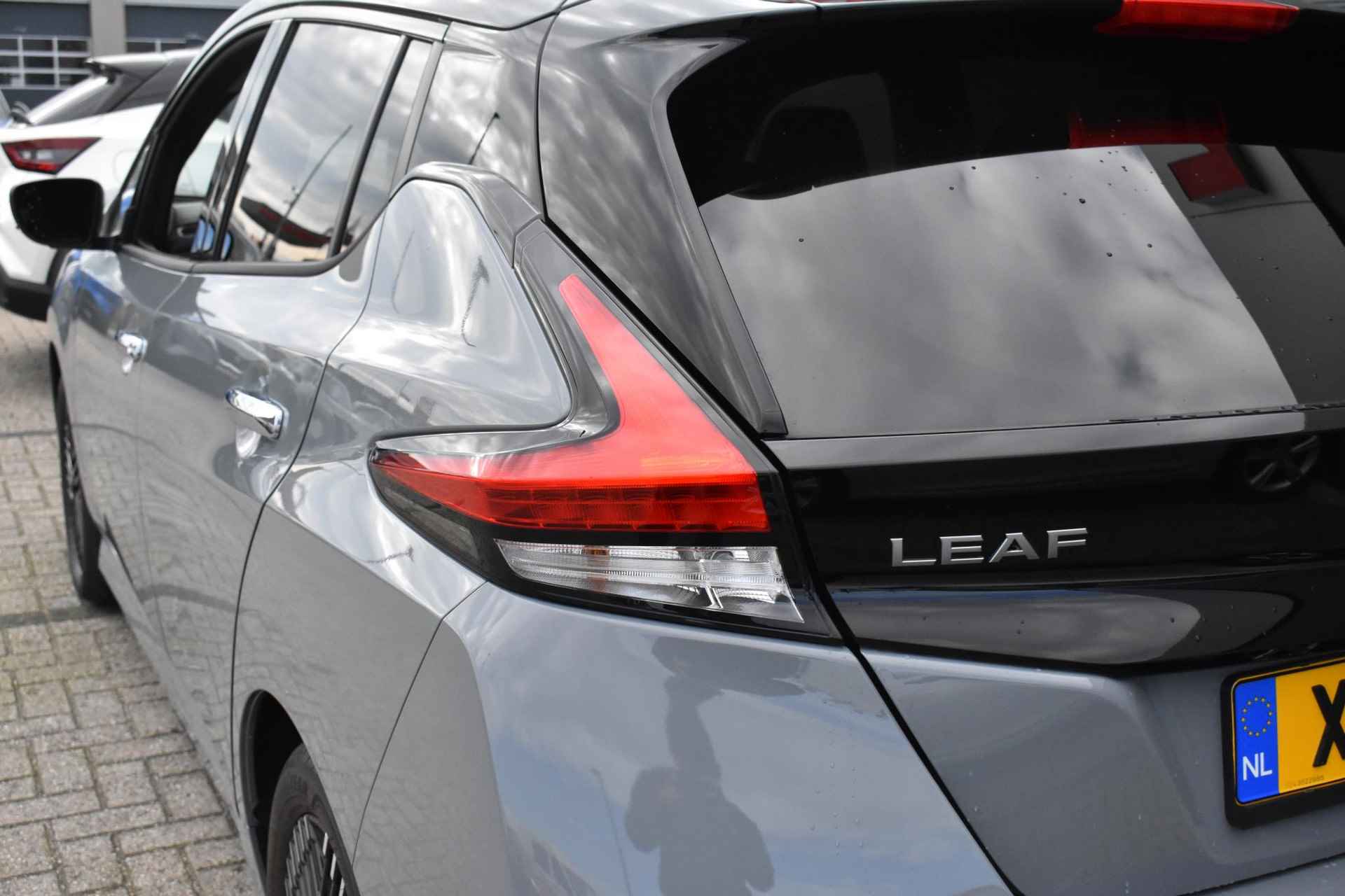 Nissan LEAF N-Connecta 39 kWh 150pk | Navigatie | 360 Camera | Stoelverwarming | Adaptive Cruise Control | - 13/38