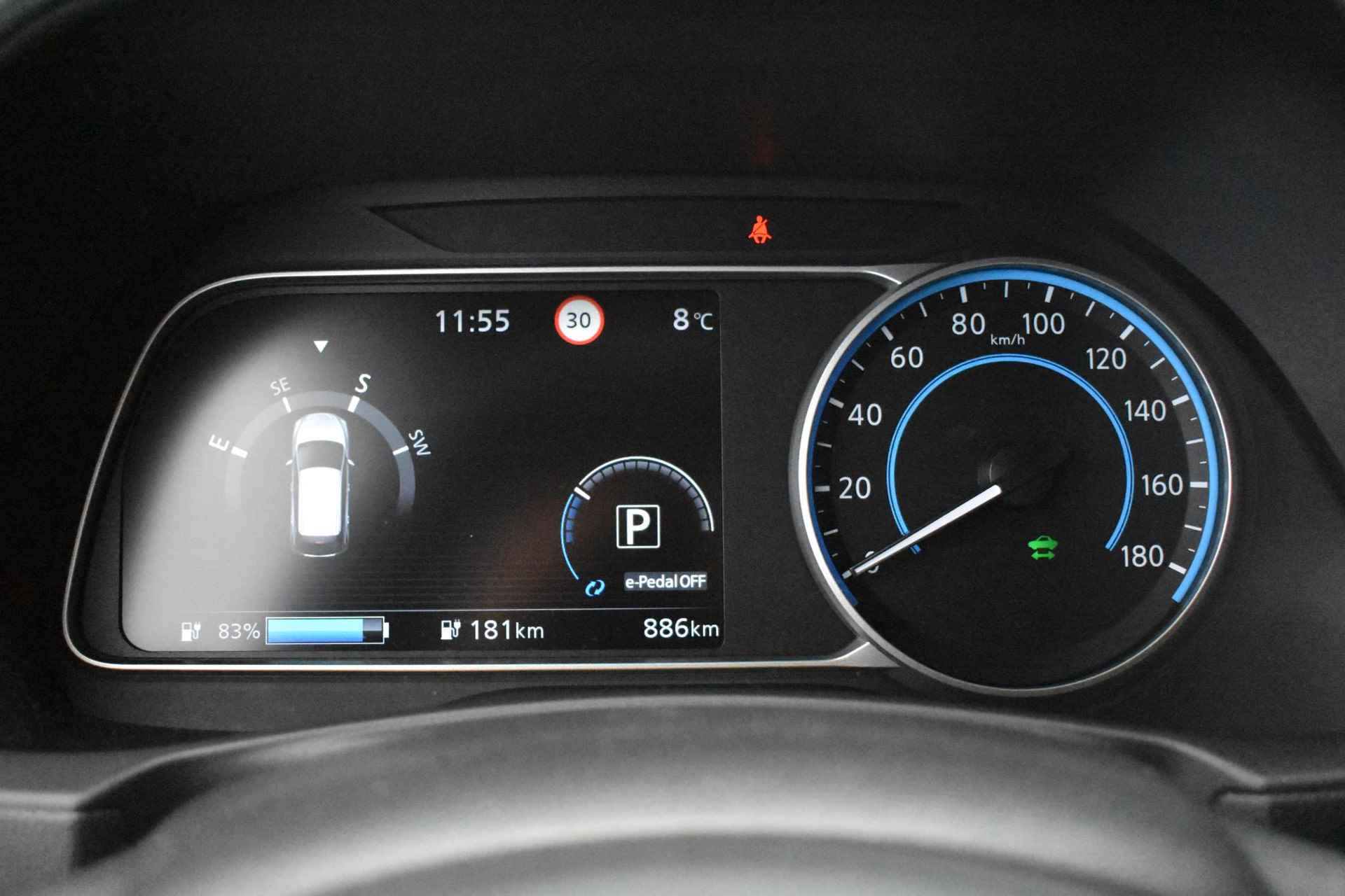 Nissan LEAF N-Connecta 39 kWh 150pk | Navigatie | 360 Camera | Stoelverwarming | Adaptive Cruise Control | - 31/38