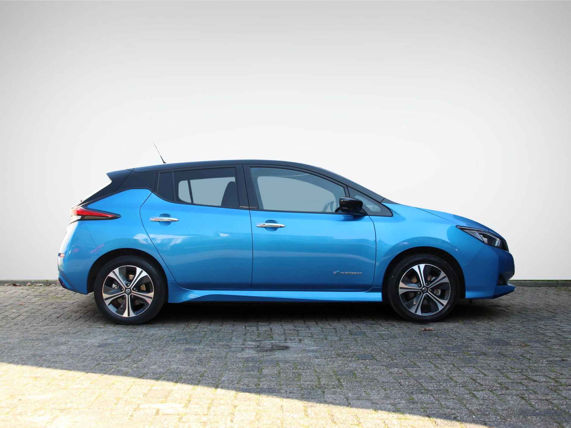 Nissan LEAF 3.Zero Limited Edition 62 kWh / PRIJS = RIJKLAAR! / Navigatie | 360° Camera | Apple Carplay/Android Auto | BOSE Audio | Adapt. Cruise Control | Stuur- + Stoelverwarming - 3/29