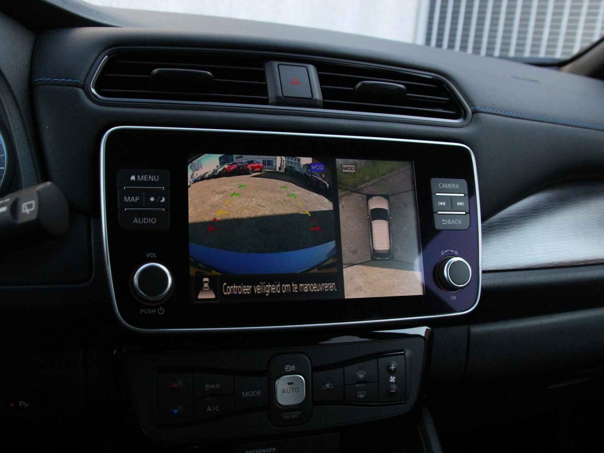 Nissan LEAF 3.Zero Limited Edition 62 kWh | Navigatie | 360° Camera | Apple Carplay/Android Auto | BOSE Audio | Adapt. Cruise Control | Stuur- + Stoelverwarming | Rijklaarprijs! - 16/29