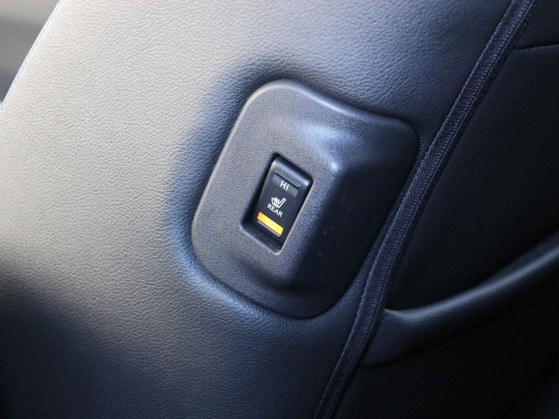 Nissan LEAF 3.Zero Limited Edition 62 kWh | Navigatie | 360° Camera | Apple Carplay/Android Auto | BOSE Audio | Adapt. Cruise Control | Stuur- + Stoelverwarming | Rijklaarprijs! - 27/29