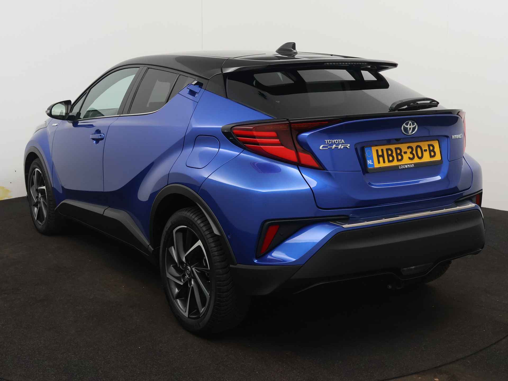 Toyota C-HR 1.8 Hybrid Bi-Tone Limited | JBL | Afneembare Trekhaak | Stuur-/Stoelverwarming | Parkeerhulp | Navigatie | LED | * - 17/47