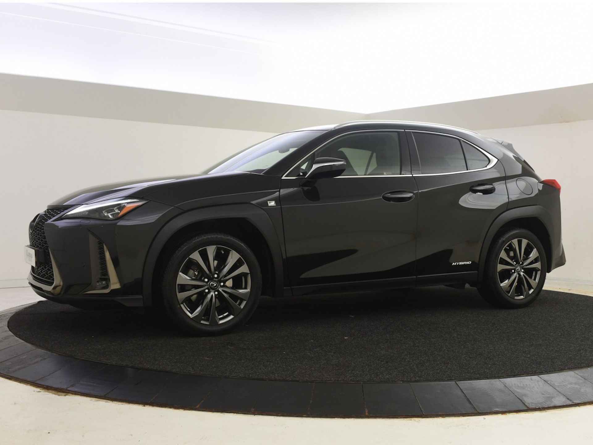 Lexus UX 250h F Sport Line | PDC V+A | Stuur en Stoelverwarming - 7/51