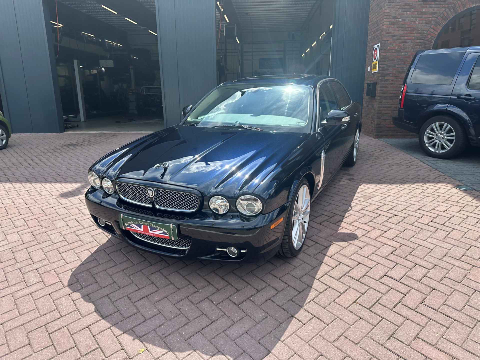 Jaguar XJ 2.7D V6 Portfolio - 4/25