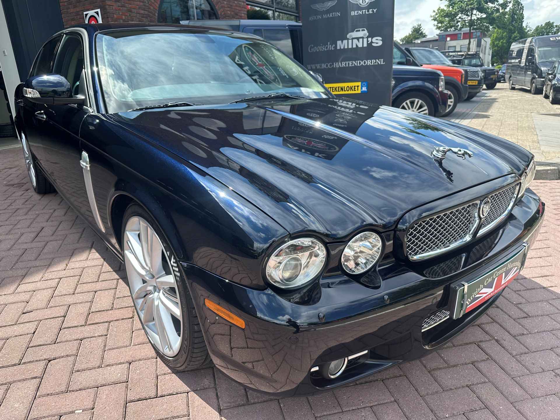 Jaguar XJ 2.7D V6 Portfolio - 6/25