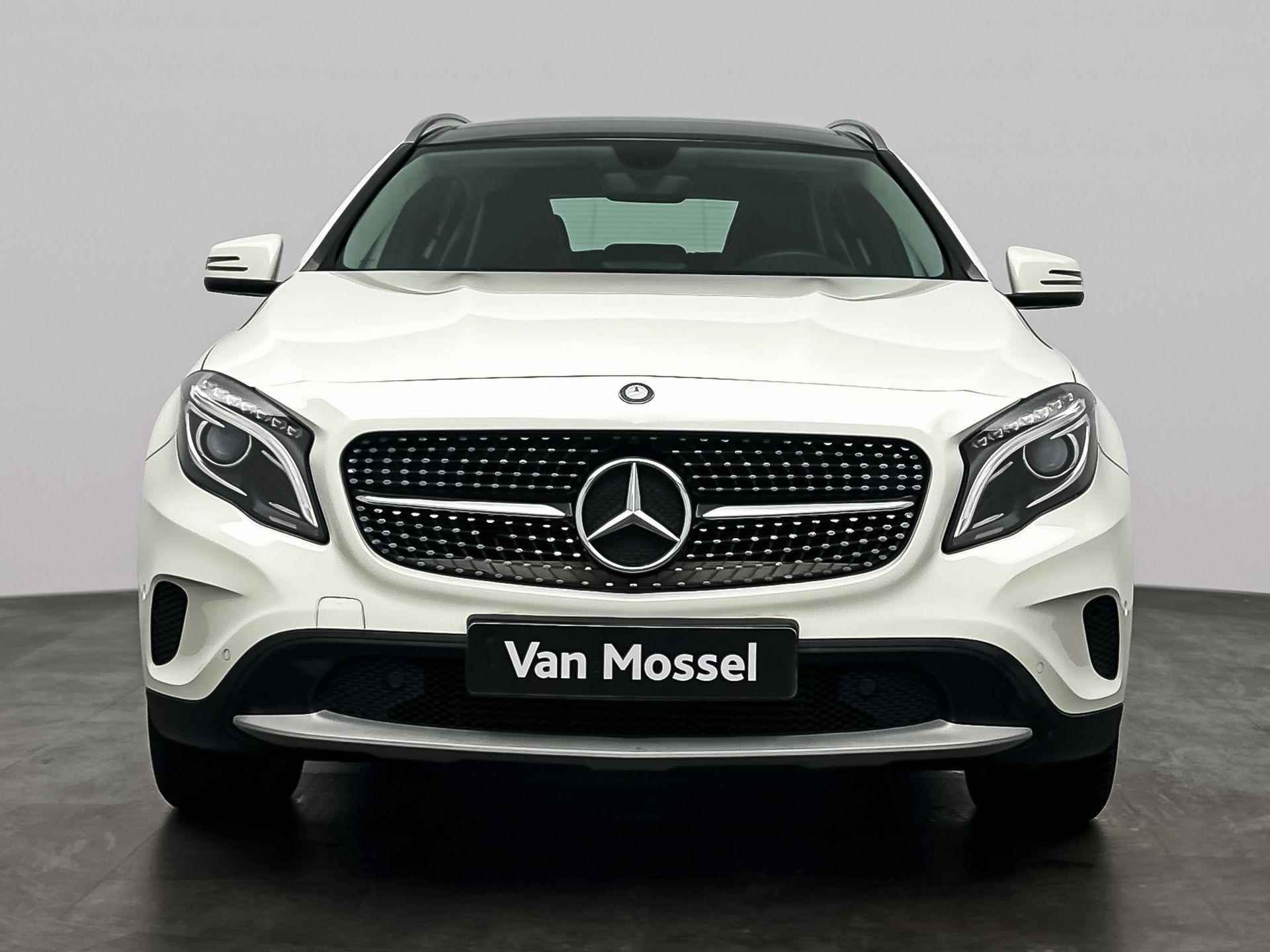 Mercedes-Benz GLA-klasse 180 Ambition | Navigatie | Verwamde Stoelen | Sportstoelen | Camera | LMV | - 3/25