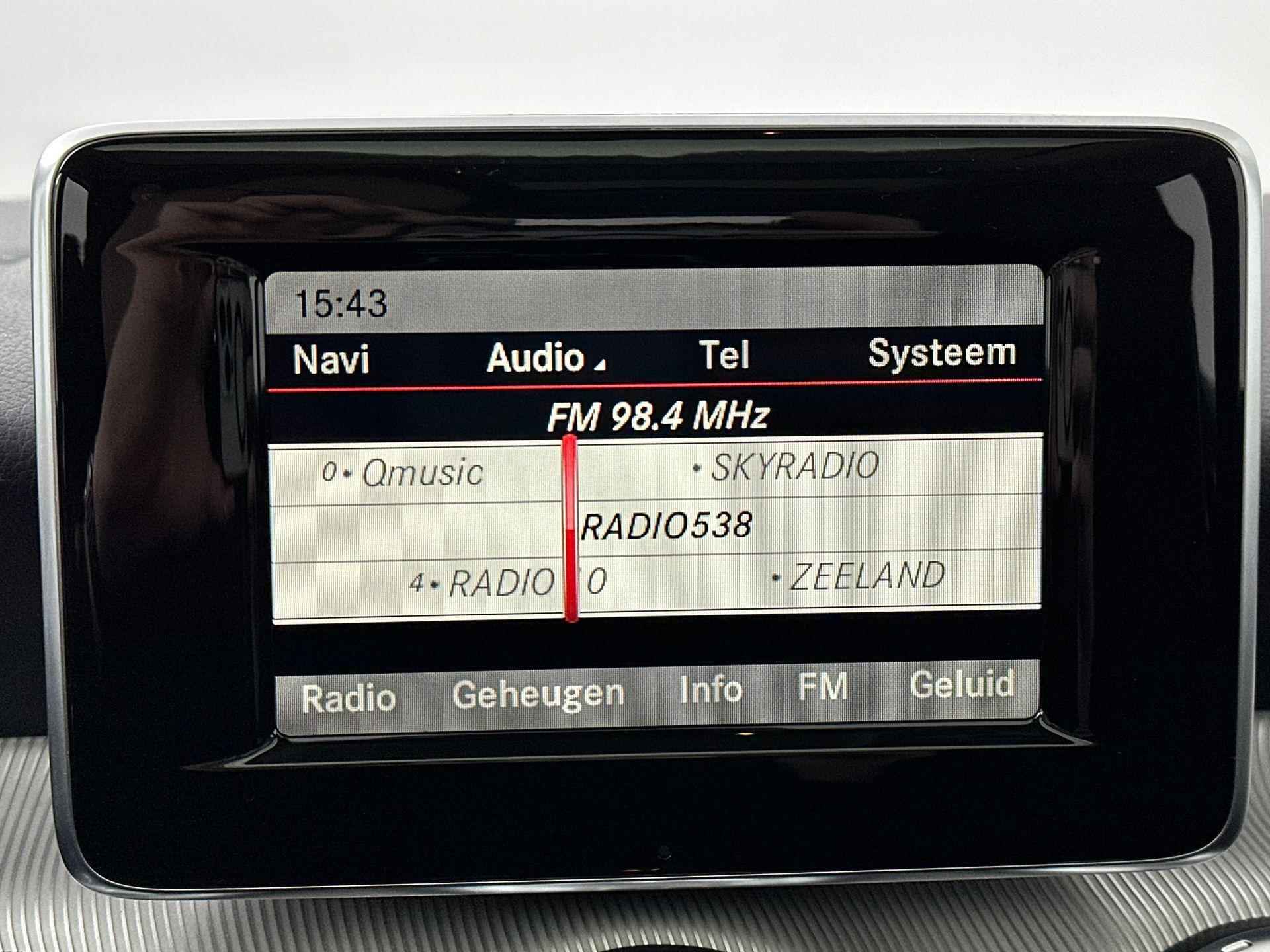 Mercedes-Benz GLA-klasse 180 Ambition | Navigatie | Verwamde Stoelen | Sportstoelen | Camera | LMV | - 12/25