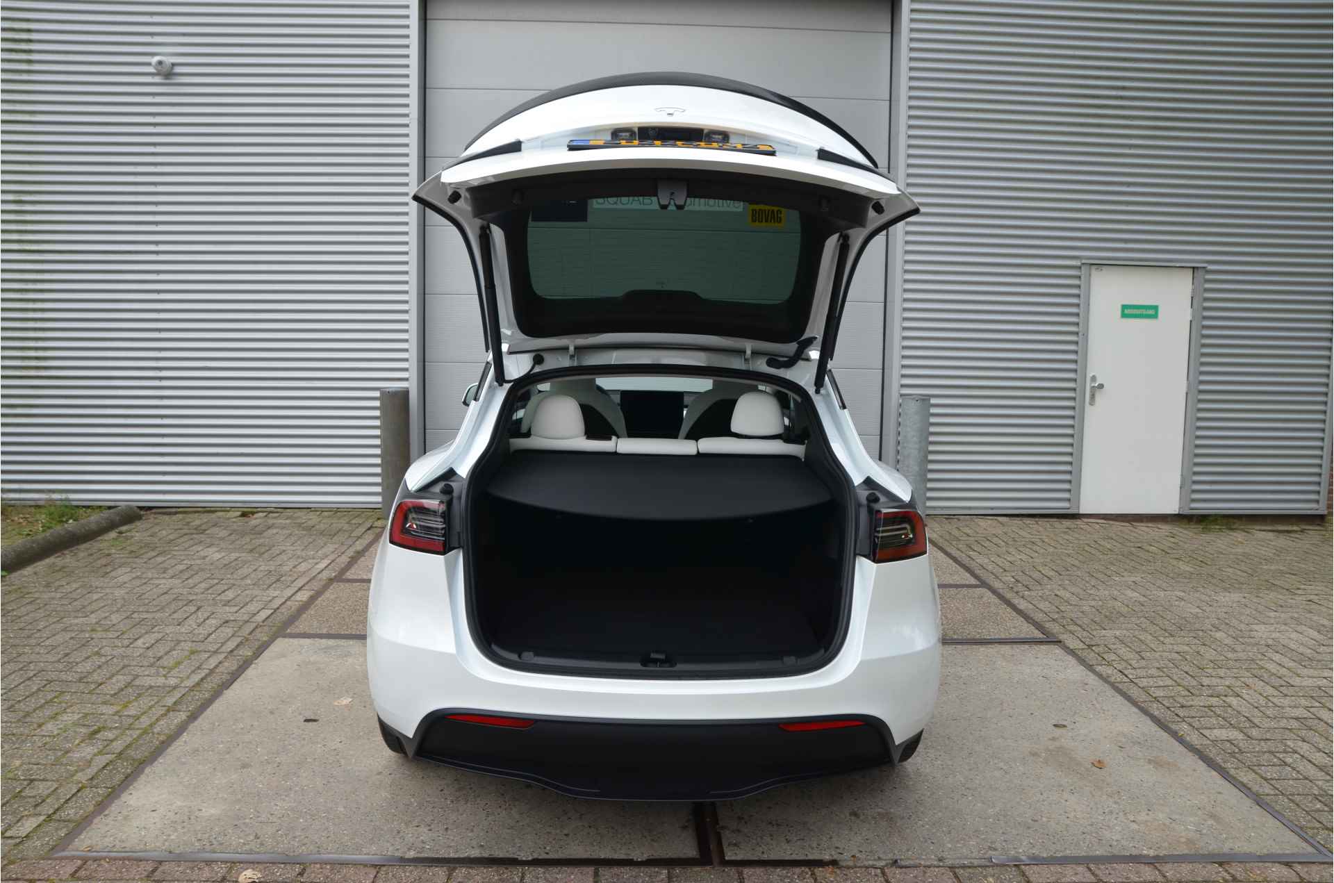 Tesla Model Y Long Range AWD 75 kWh AutoPilot, Rijklaar prijs - 31/33