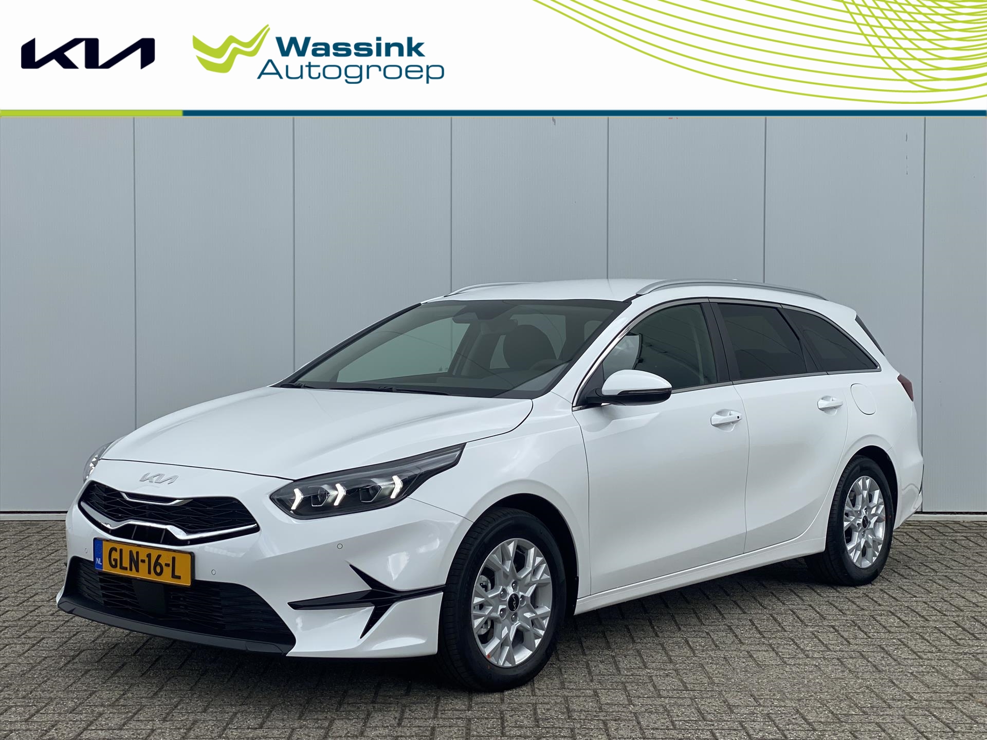 KIA Ceed Sw 1.5 T-GDi 140pk DCT7 DynamicPlusLine | Navigatie | KeyLess | Camera | Elektrische kofferbak | Stoel & Stuur verwarming |