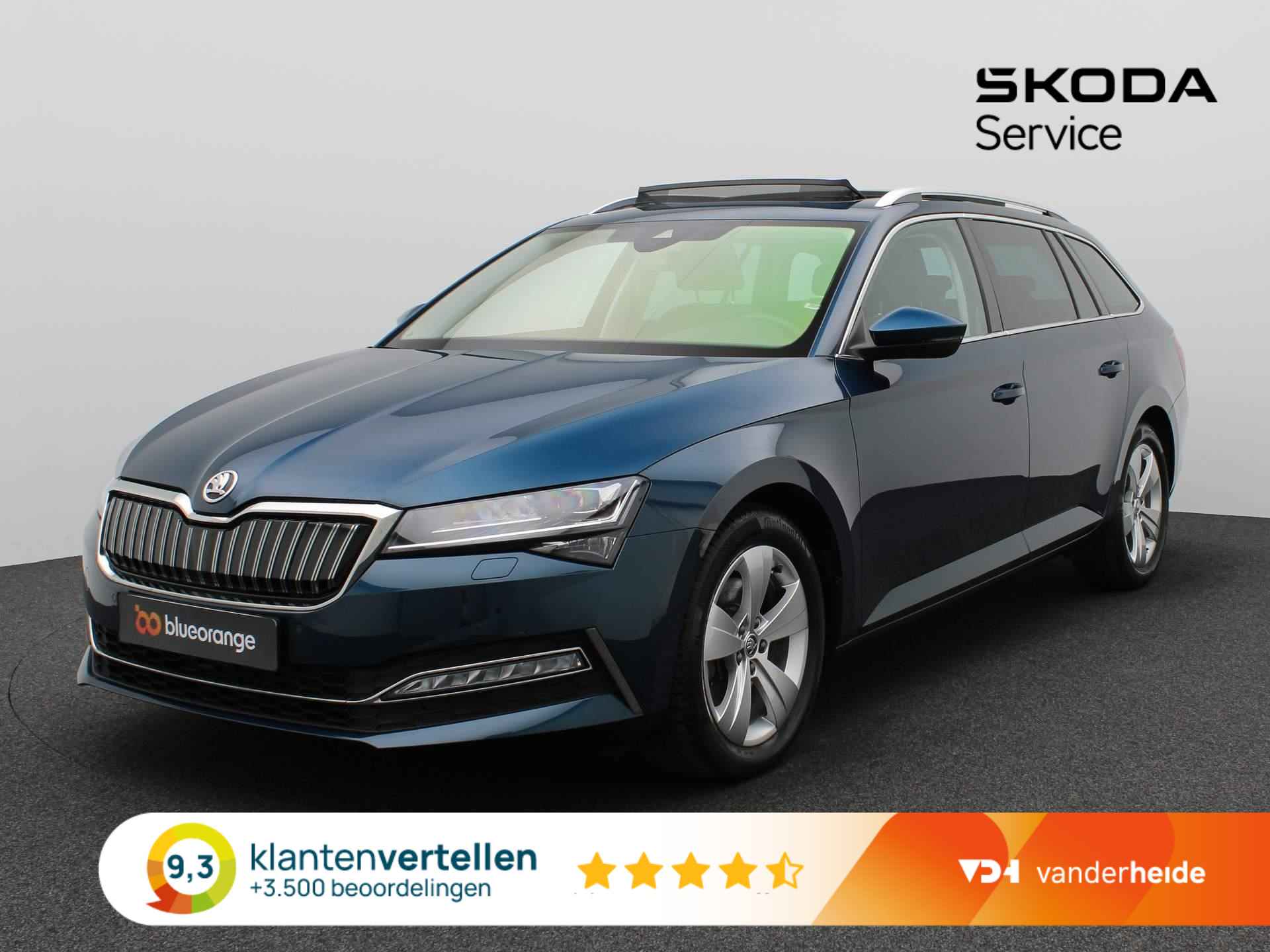 Skoda Superb Combi 1.4 TSI iV Business Edition Plus 218PK DSG Panoramadak, trekhaak, achteruitrijcamera, winterpakket Plus, keyless, alarm, 17'' lichtmetaal - 1/55