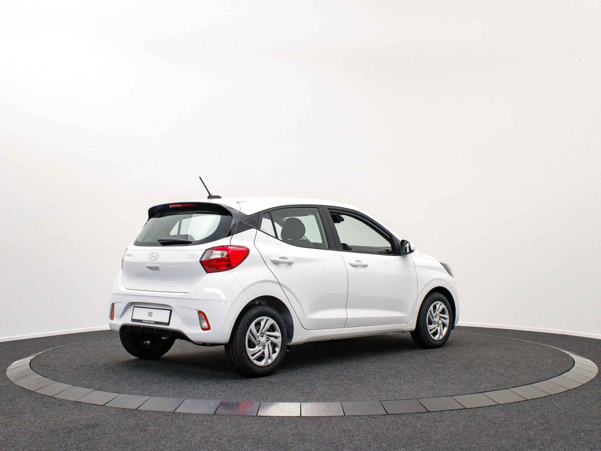 Hyundai i10 1.0 Comfort | Private lease 299 p.m. - 6/40