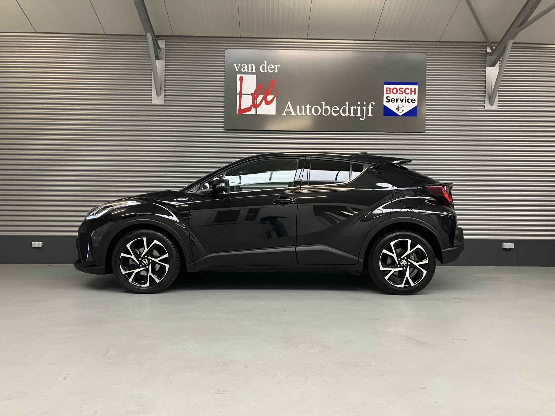 Toyota C-HR 1.8 HYBRID/PDC V+A/BLIND SPOT/CAM/LED/KEY-LESS/ENZ - 3/28