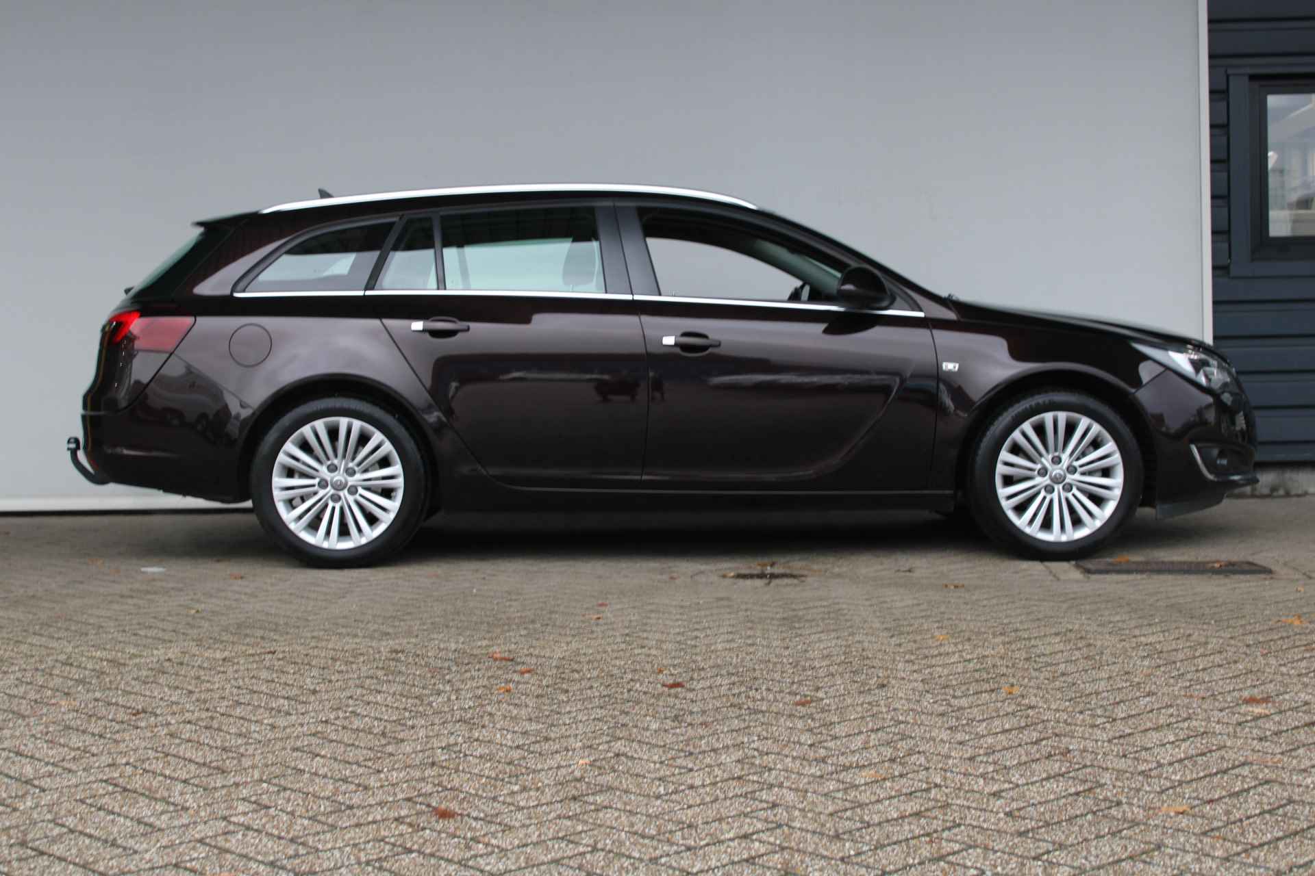 Opel Insignia Sports Tourer 1.6 T Business+ | Trekhaak | Navigatie | DAB | - 5/30