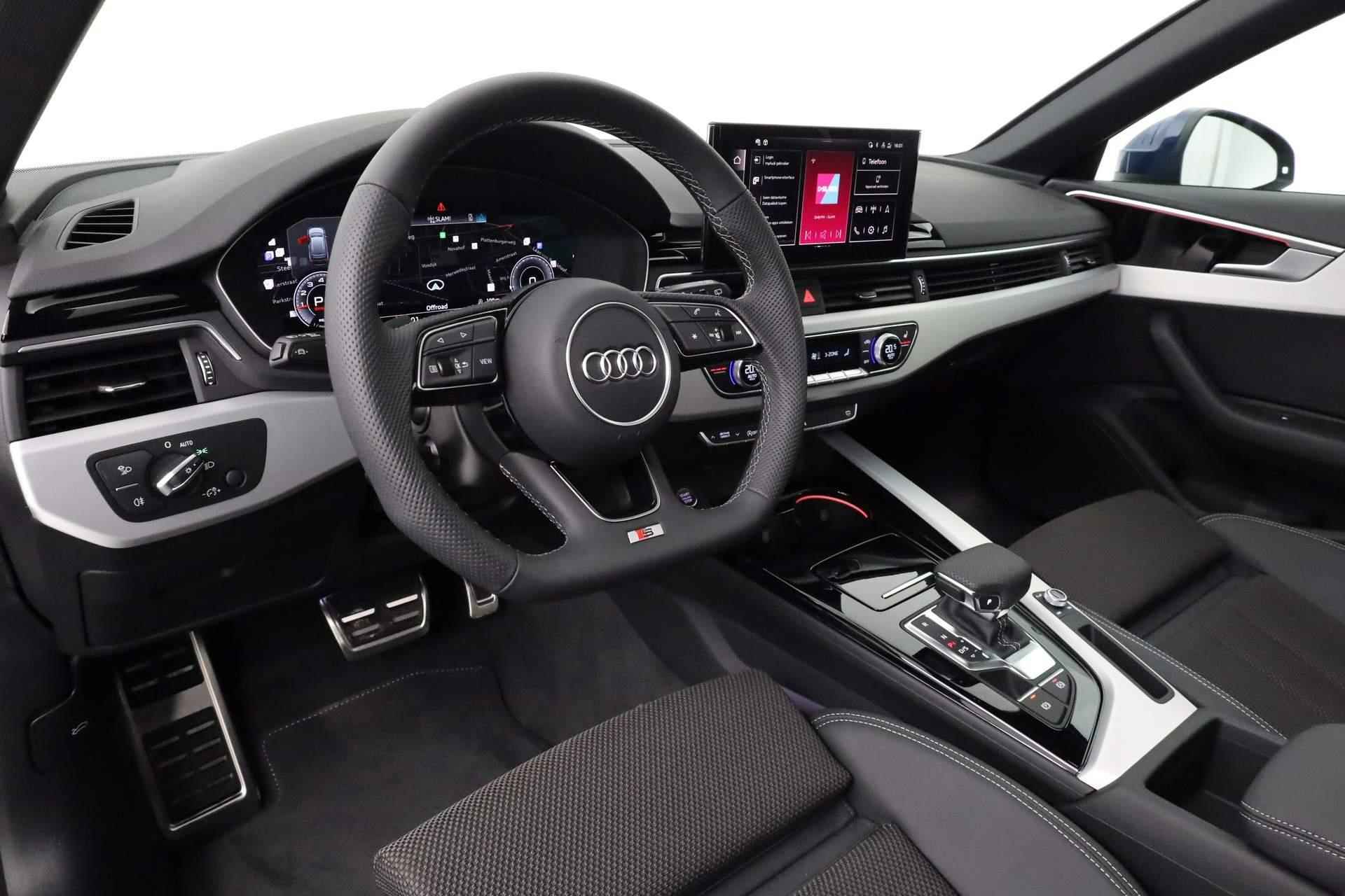 Audi A4 Avant 35 TFSI 150 pk S-tronic S edition  Competition / S-Line | Panoramadak | Stoelverwarming | Navigatie | Parkeersensoren voor/achter | Sportonderstel - 3/39