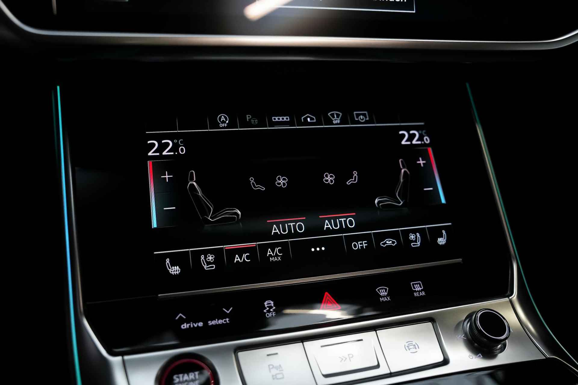 Audi RS6 Avant 600pk TFSI quattro |dynamic plus pakket|B&O Advanced|carbon pakket|luchtvering|keramisch|panoramadak|dynamic steering|HUD|BLIS|stoelventilatie|matrix LED| - 38/68