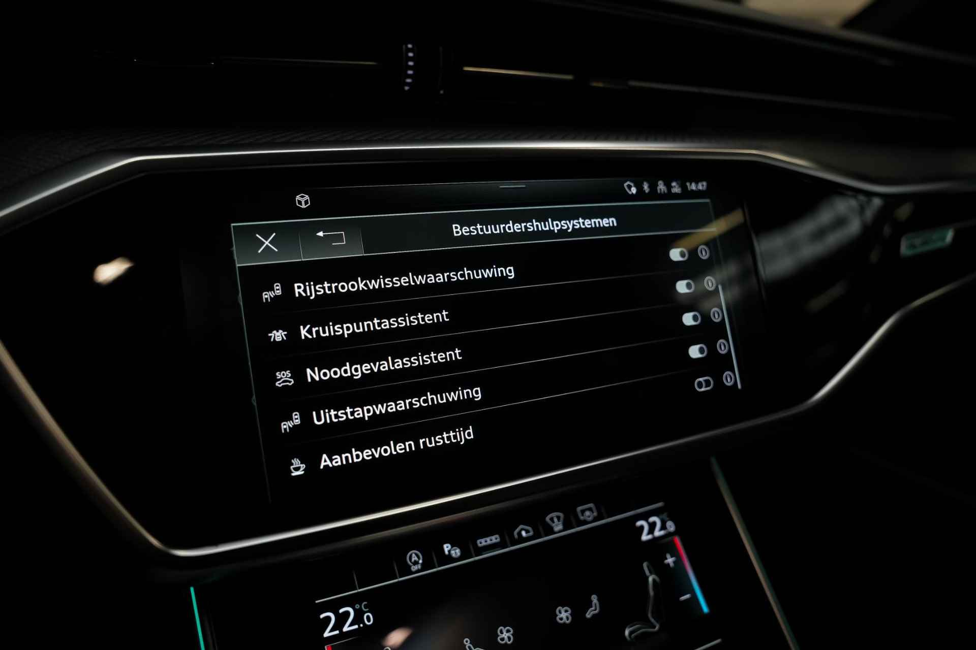 Audi RS6 Avant 600pk TFSI quattro |dynamic plus pakket|B&O Advanced|carbon pakket|luchtvering|keramisch|panoramadak|dynamic steering|HUD|BLIS|stoelventilatie|matrix LED| - 42/68