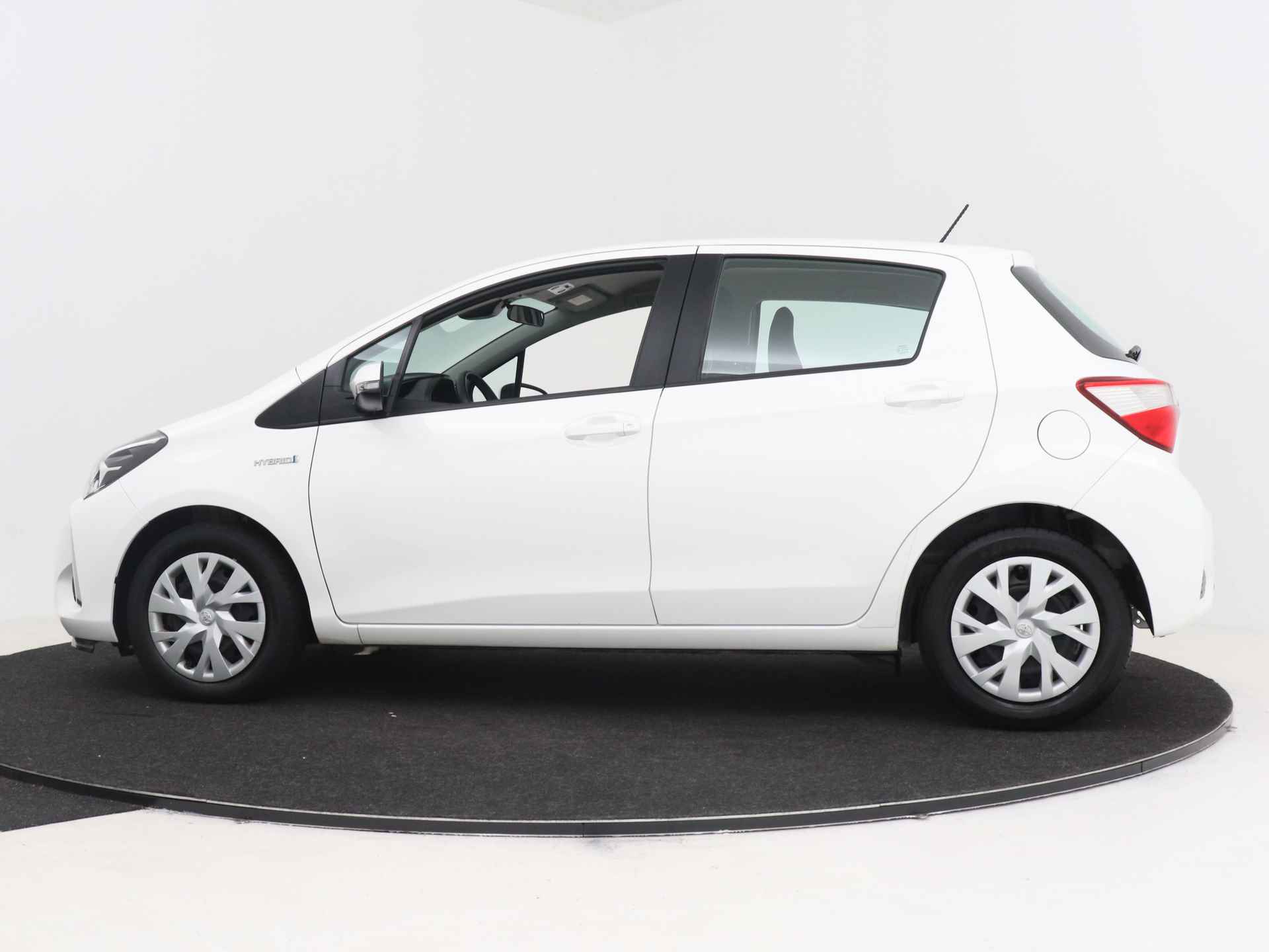 Toyota Yaris 1.5 Hybrid Active | Climate Control | - 23/37