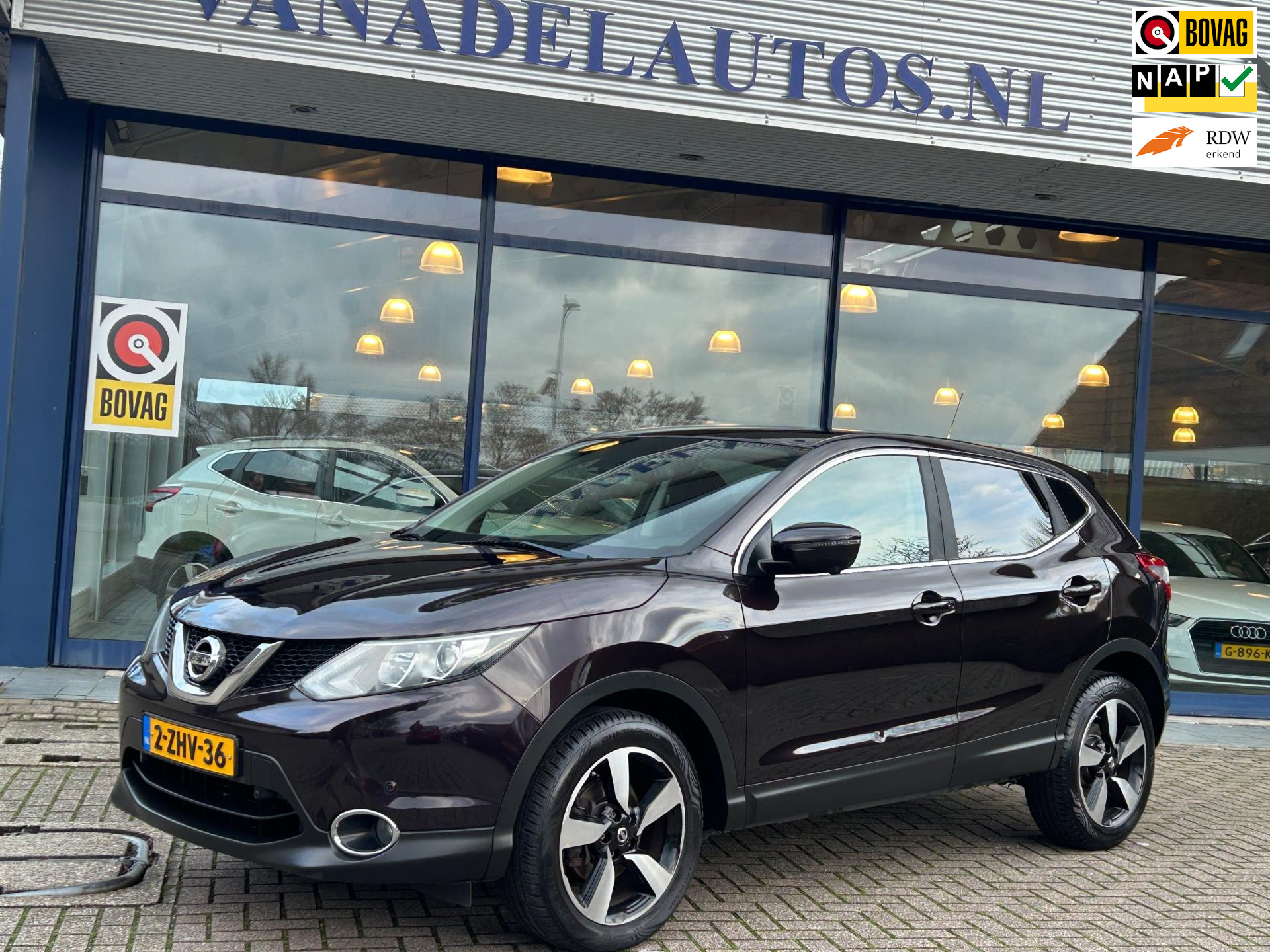 Nissan Qashqai 1.5 dCi Connect Edition Navi Clima 360 Camera Park.Sens Lane-Assist Trekhaak NAP NL-Auto Dealeronderhouden!