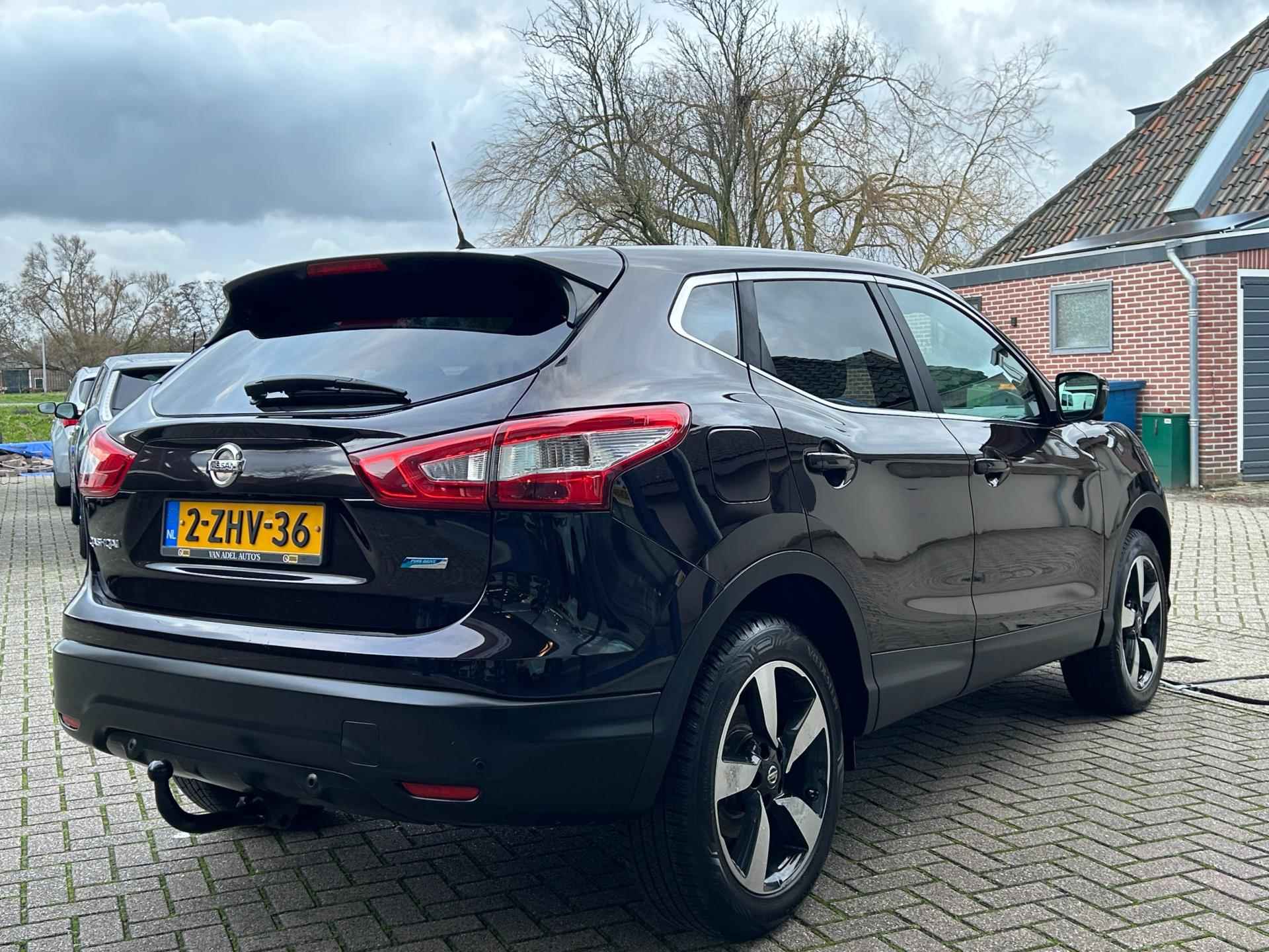 Nissan Qashqai 1.5 dCi Connect Edition Navi Clima 360 Camera Park.Sens Lane-Assist Trekhaak NAP NL-Auto Dealeronderhouden! - 4/29