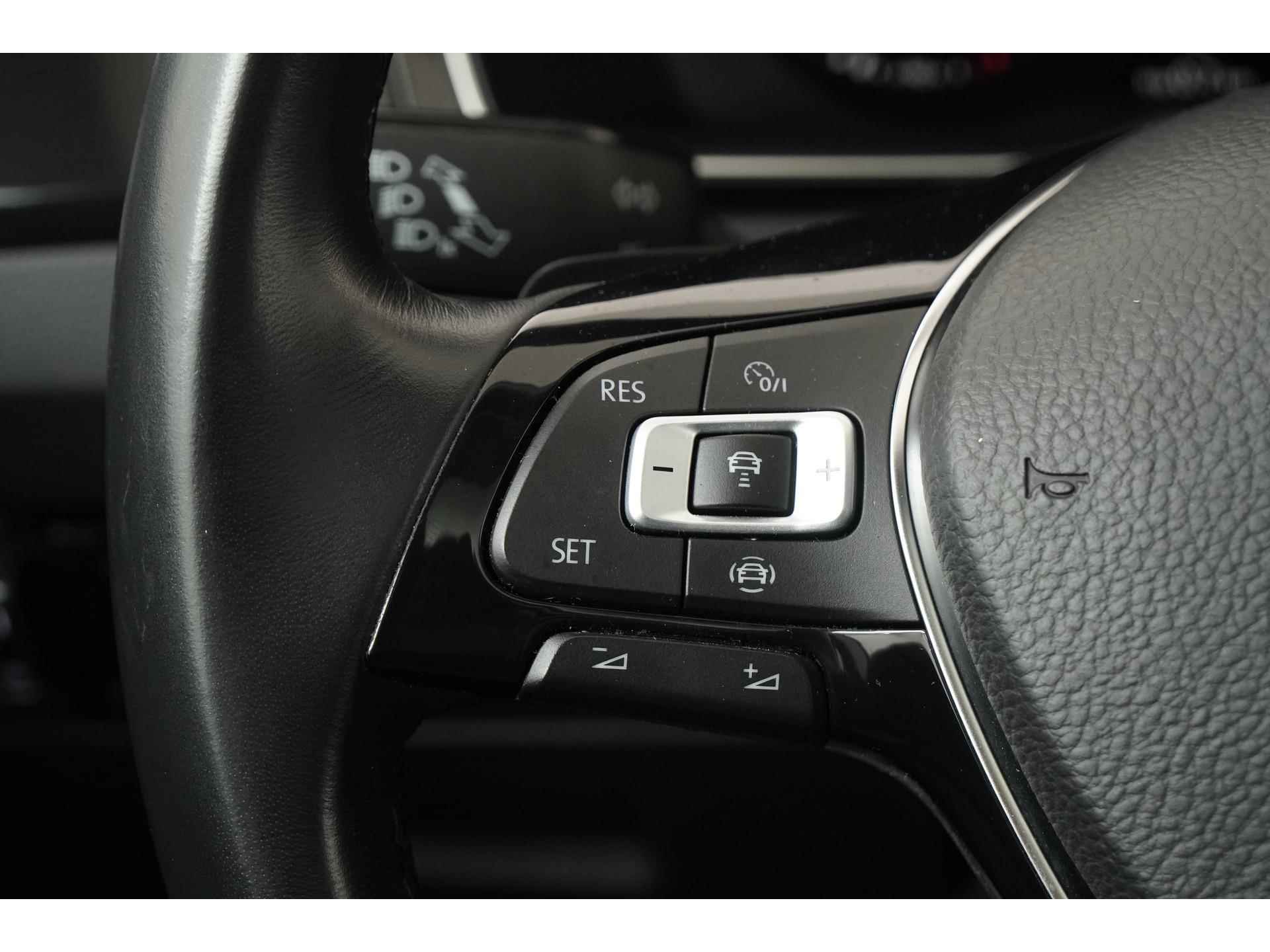 Volkswagen Passat 1.5 TSI Elegance DSG | Arteon | Schuifdak | Active Info Display | Trekhaak Uitklap | Zondag Open! - 7/43