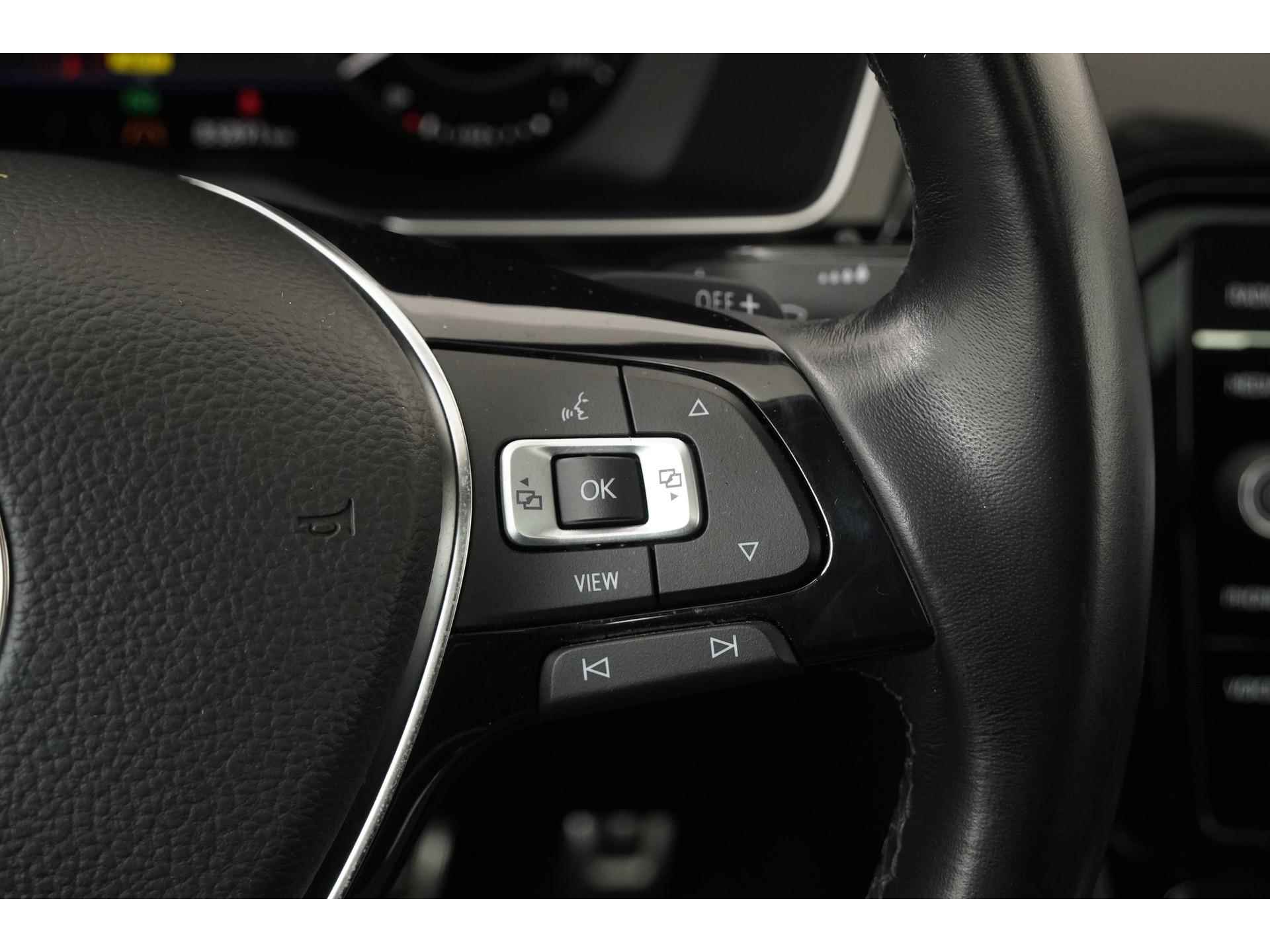 Volkswagen Passat 1.5 TSI Elegance DSG | Arteon | Schuifdak | Active Info Display | Trekhaak Uitklap | Zondag Open! - 9/43