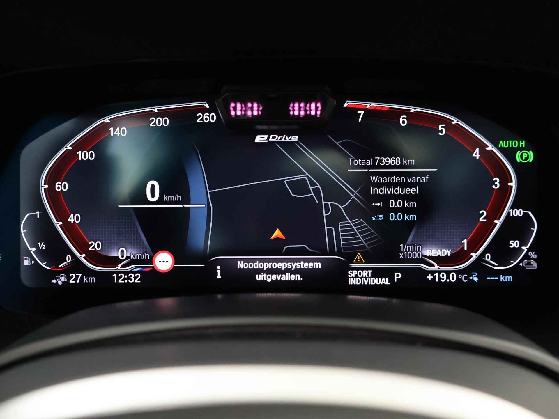 BMW X5 xDrive45e High Executive | M-Sport  | NL Auto | Laser Licht | Harman/Kardon | Comfortstoelen + Geheugen | Navigatie | Panoramadak | Luxe lederen bekleding | LED | DAB | CraftedClarity | 22" Lichtmetaal | HUD | - 14/56