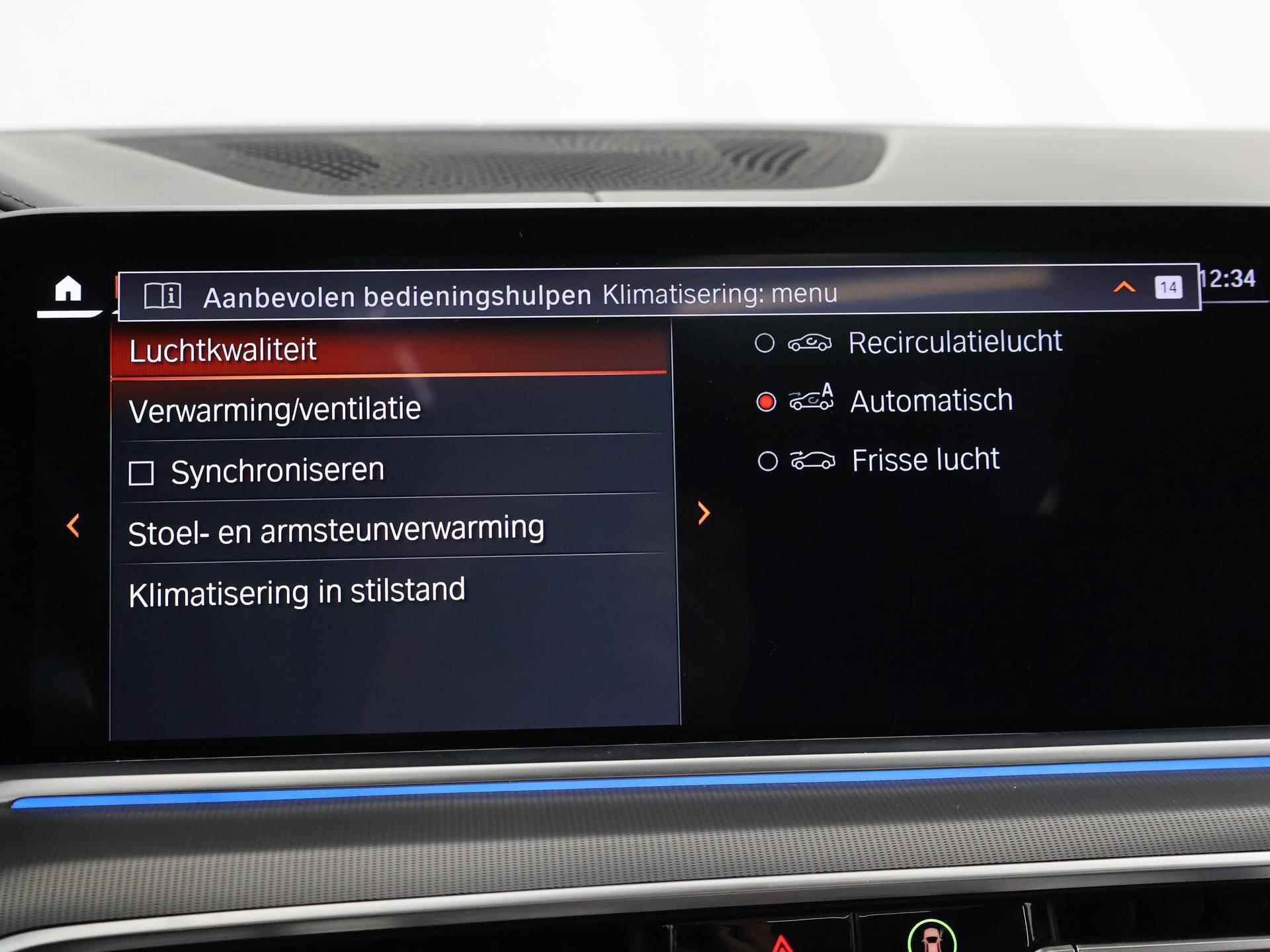 BMW X5 xDrive45e High Executive | M-Sport  | NL Auto | Laser Licht | Harman/Kardon | Comfortstoelen + Geheugen | Navigatie | Panoramadak | Luxe lederen bekleding | LED | DAB | CraftedClarity | 22" Lichtmetaal | HUD | - 25/56