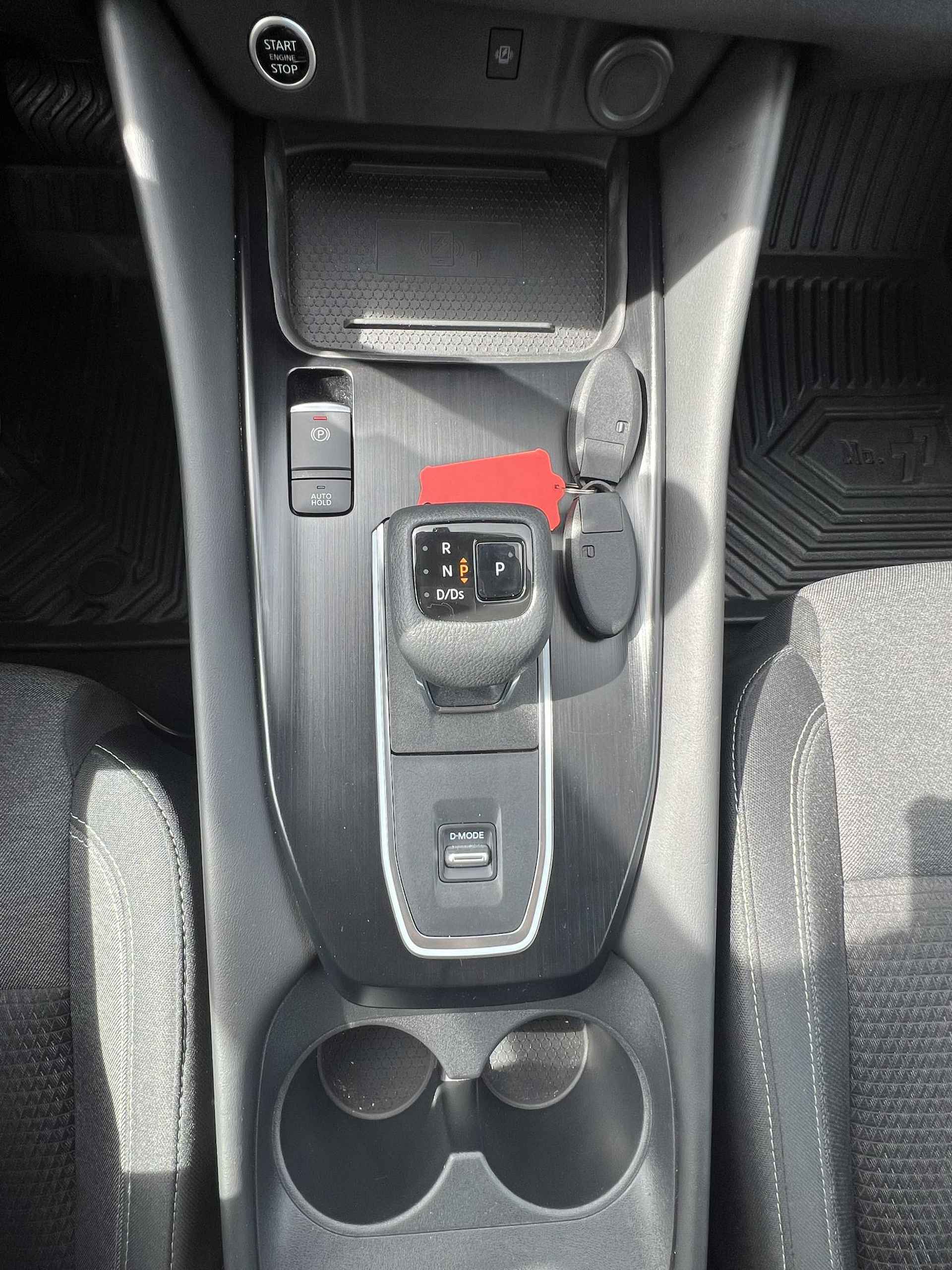 Nissan Qashqai 1.3 MHEV 158 Xtronic N-Connecta | 158PK | Automaat | Navigatie | 18 inch | Rondom Camera's - 11/37