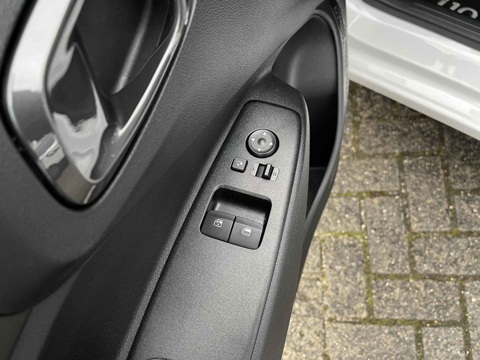 Hyundai i10 1.0 Comfort *NIEUW MODEL* | Apple Carplay/Android Auto | Camera | Cruise Control | Airco | Bluetooth Tel. | DAB | Rijklaarprijs! - 22/25
