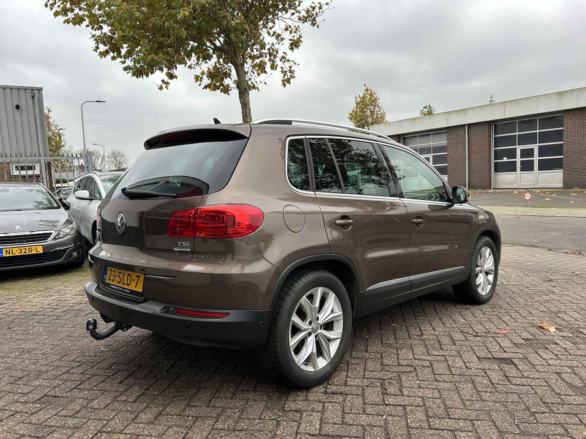 Volkswagen Tiguan 1.4 TSI Sport&Style - 6/34