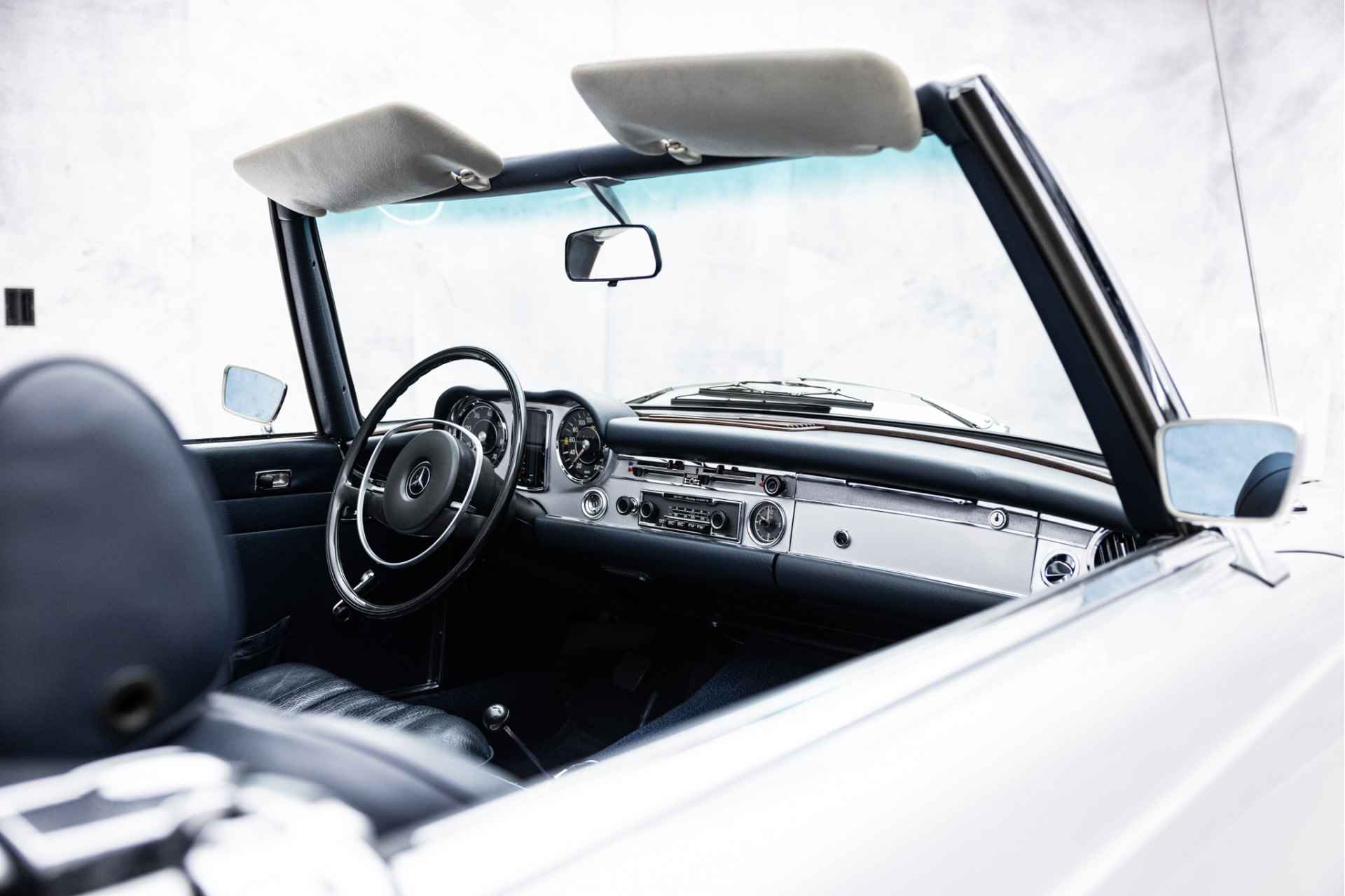 Mercedes-Benz 280 SL Pagode | Mint Condition | Full Restored | Matching Numbers - 17/60