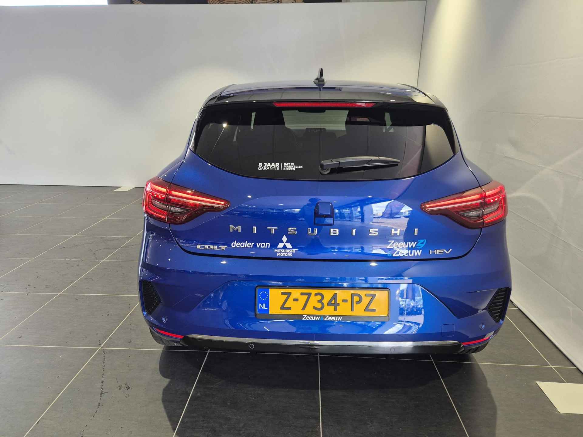 Mitsubishi Colt 1.6 HEV Instyle Hybrid | 8 Jaar garantie | Remklauwen in Carrosseriekleur | Zwart-Blauwe gordels | Full Options | Sportpedalen | Verlichte Instaplijsten | - 4/34