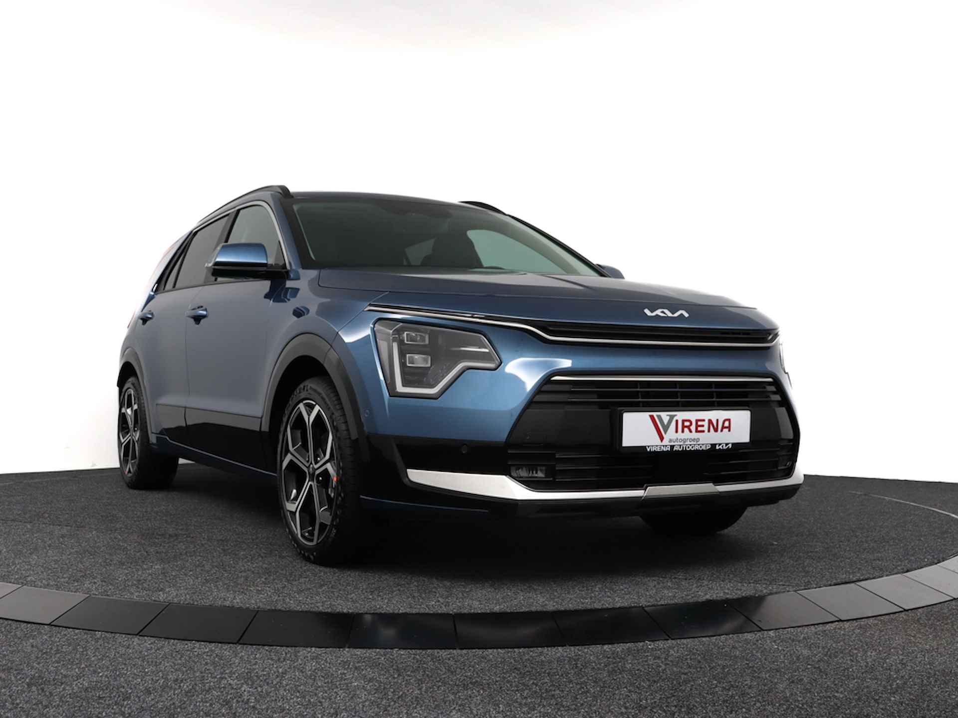 Kia Niro 1.6 GDi Hybrid ExecutiveLine - Direct leverbaar - Luxe uitvoering - Stoel-/stuurverwarming - Memory seats - Airco - Fabrieksgarantie tot 03-2032 - 12/50