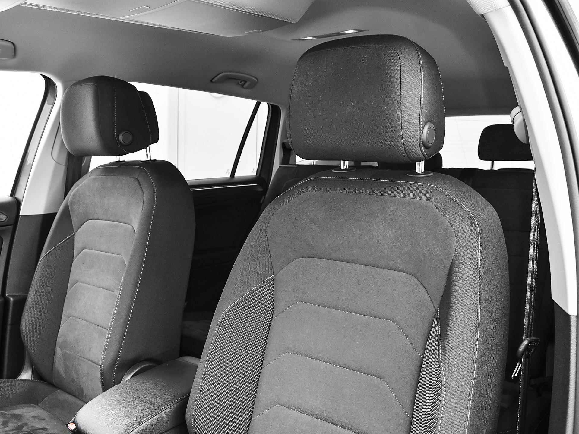 Volkswagen Tiguan Allspace 1.5 Tsi 150pk DSG Elegance 7p. | ACC | Keyless | Elek. Trekhaak | Elek. Achterklep | 7 Pers. | Camera | Park Assist | 18'' Inch | Garantie t/m 27-06-2026 of 100.000km - 5/29