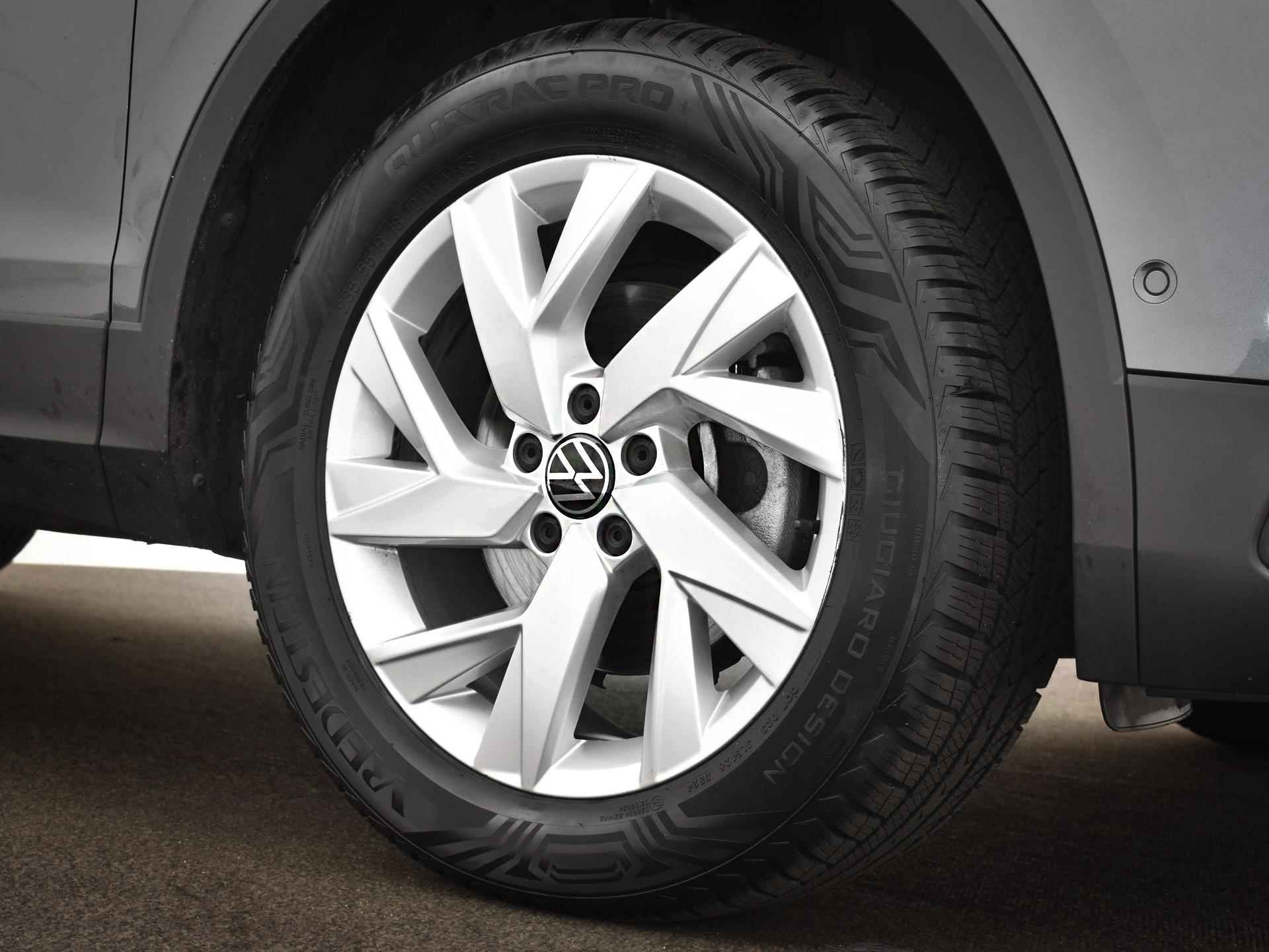 Volkswagen Tiguan Allspace 1.5 Tsi 150pk DSG Elegance 7p. | ACC | Keyless | Elek. Trekhaak | Elek. Achterklep | 7 Pers. | Camera | Park Assist | 18'' Inch | Garantie t/m 27-06-2026 of 100.000km - 19/29