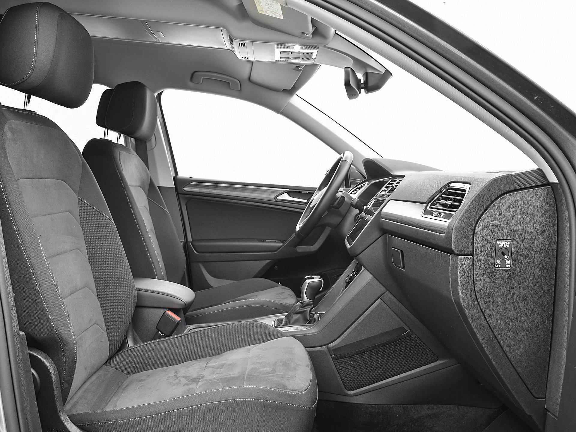 Volkswagen Tiguan Allspace 1.5 Tsi 150pk DSG Elegance 7p. | ACC | Keyless | Elek. Trekhaak | Elek. Achterklep | 7 Pers. | Camera | Park Assist | 18'' Inch | Garantie t/m 27-06-2026 of 100.000km - 24/29