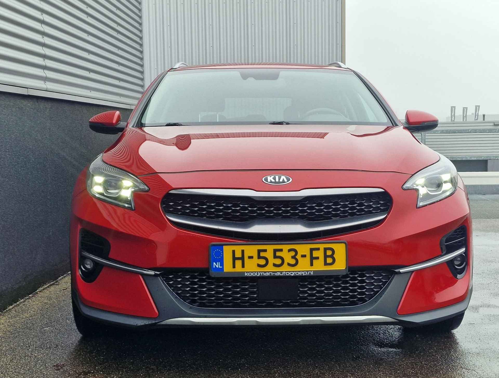 Kia XCeed 1.4 T-GDi DynamicPlusLine Navigatie, Stoel- & Stuurwielverwarming, Achteruitrijcamera, LMV, Smart Key, Cruise control, BTW-auto - 2/38