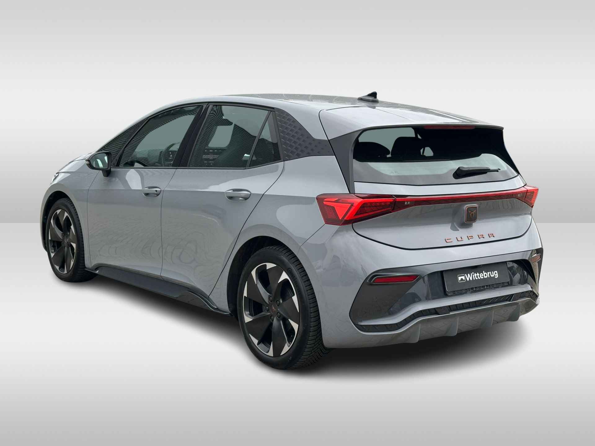 CUPRA Born Business One 62 kWh 204pk / 19" LMV / Navi / Camera / LED / Stuur en Stoelverwarming / €2000,- Subsidie Mogelijk P4 - 6/25