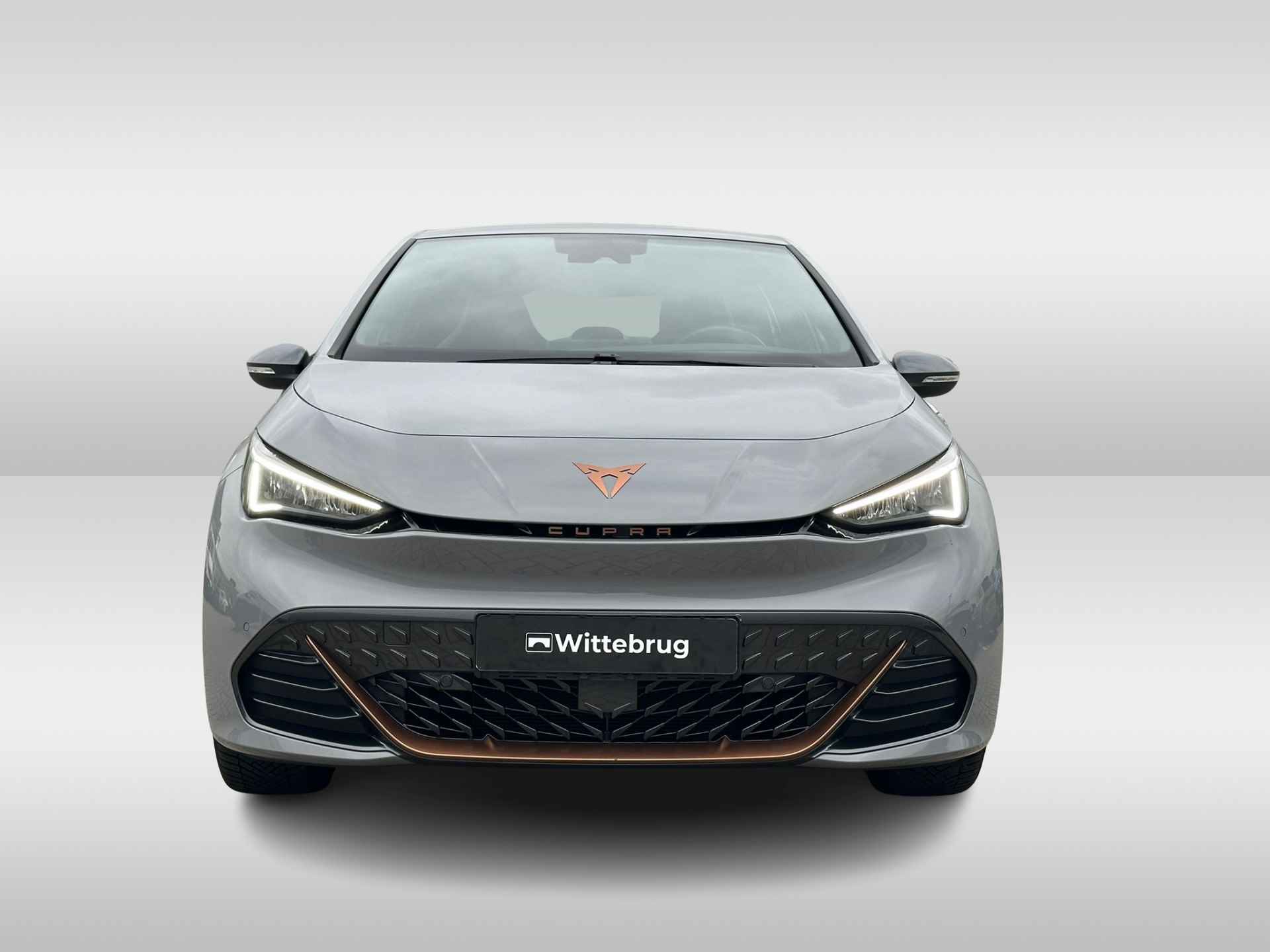 CUPRA Born Business One 62 kWh 204pk / 19" LMV / Navi / Camera / LED / Stuur en Stoelverwarming / €2000,- Subsidie Mogelijk P4 - 11/25