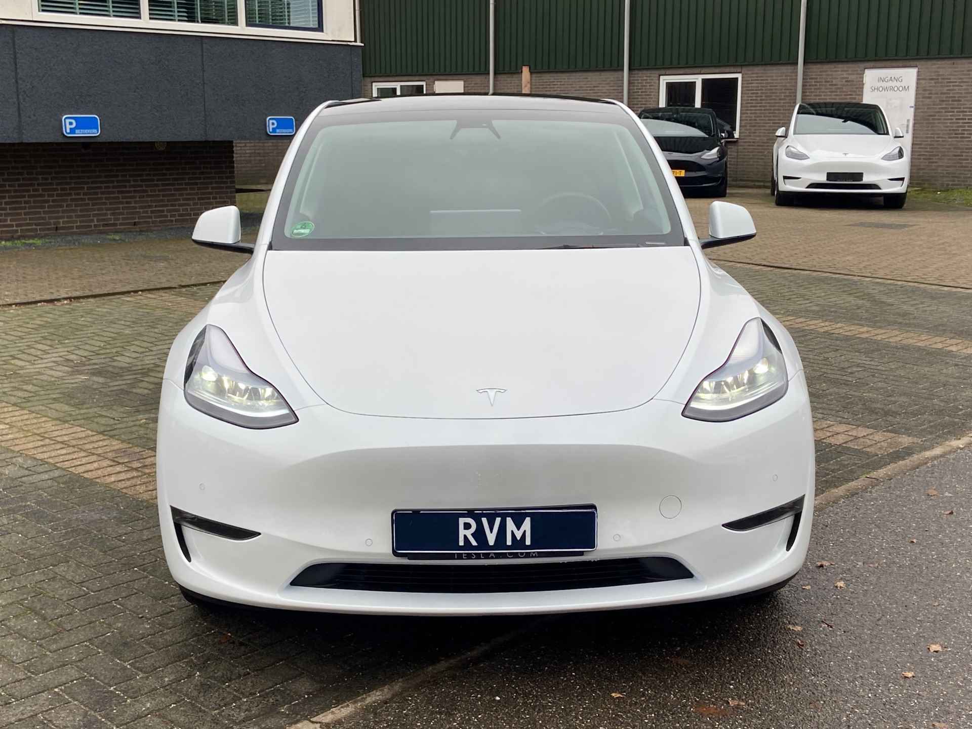 Tesla Model Y Long Range AWD 75 kWh | AUTOPILOT | PANO | LEDER | TESLA GARANTIE T/M 9-2026 - 3/28