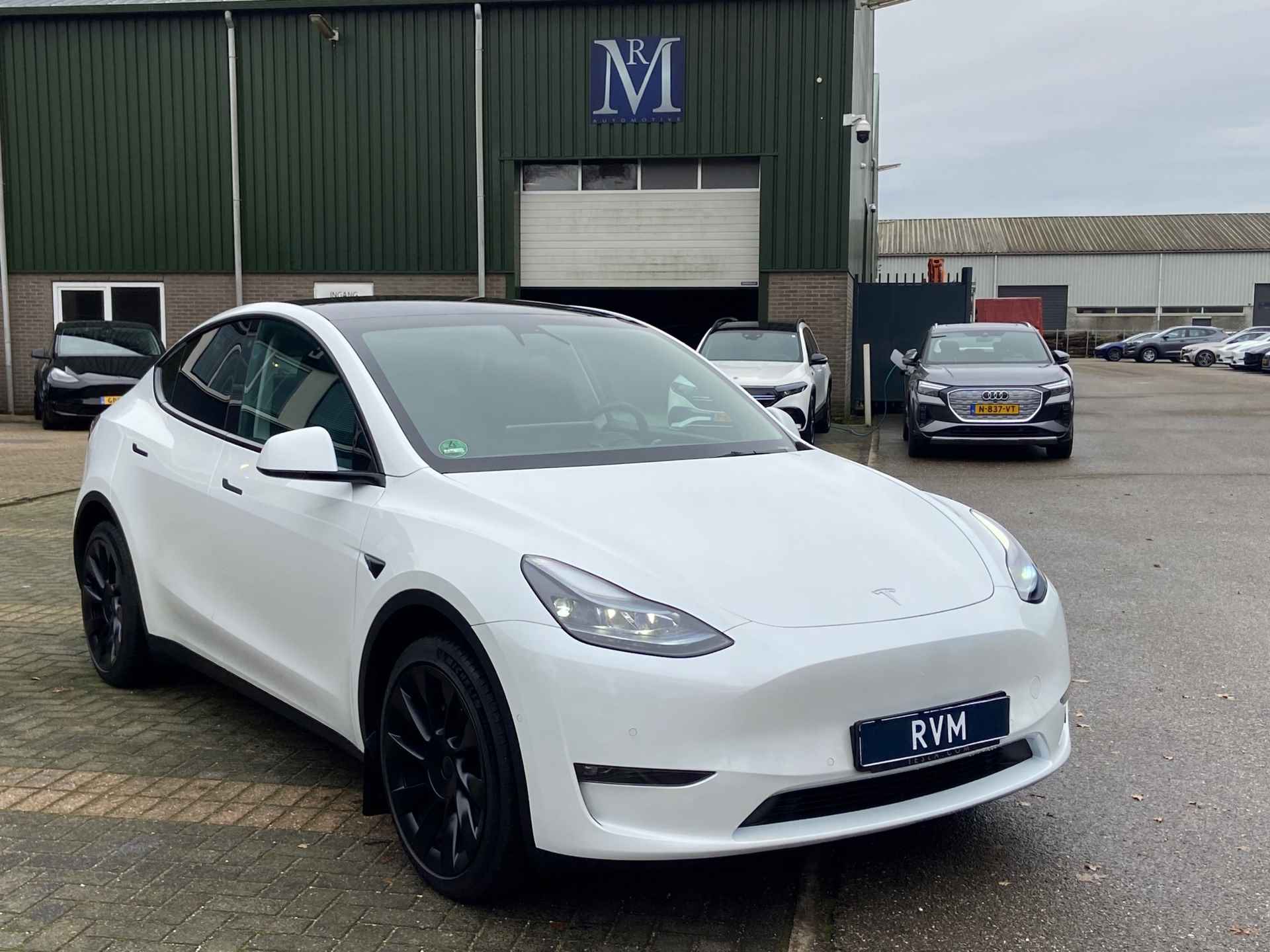 Tesla Model Y Long Range AWD 75 kWh | AUTOPILOT | PANO | LEDER | TESLA GARANTIE T/M 9-2026 - 4/28