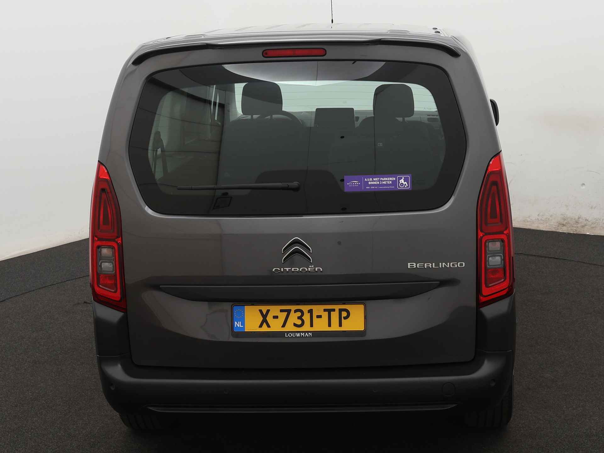 Citroën Berlingo XL 1.2 PureTech Shine 7p. Ingepland voor nieuwe bodemverlaging t.b.v. rolstoelvervoer (Prijs incl. bodemverlaging) - 25/37